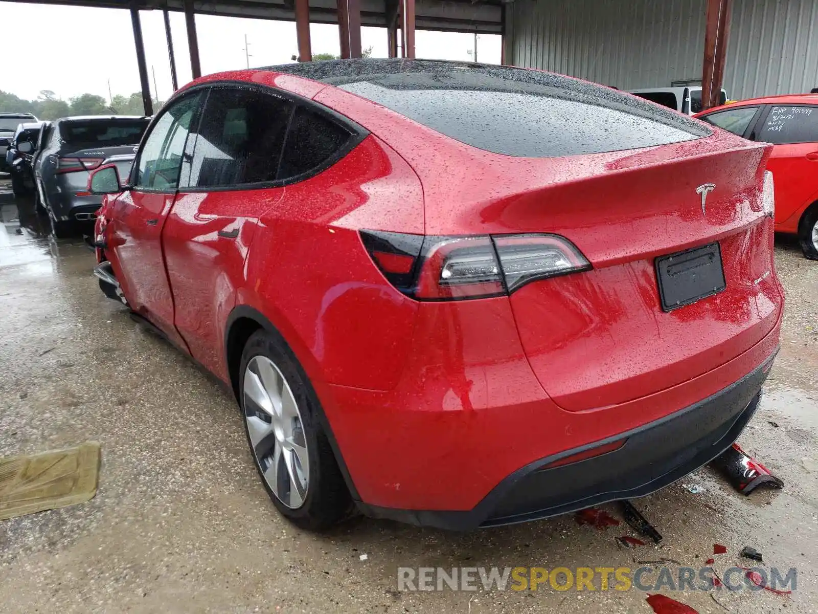 3 Photograph of a damaged car 5YJYGDEE2MF174167 TESLA MODEL Y 2021