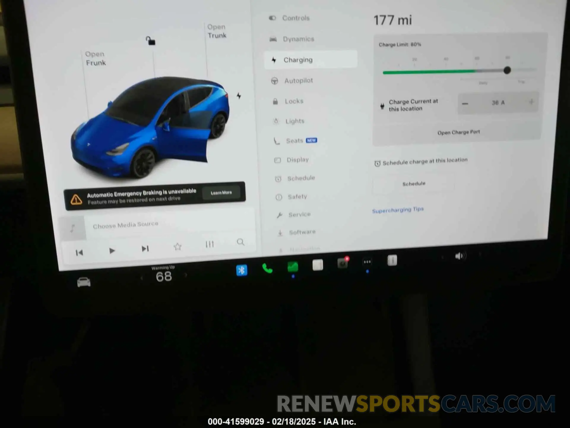 18 Photograph of a damaged car 5YJYGDEE2MF185945 TESLA MODEL Y 2021