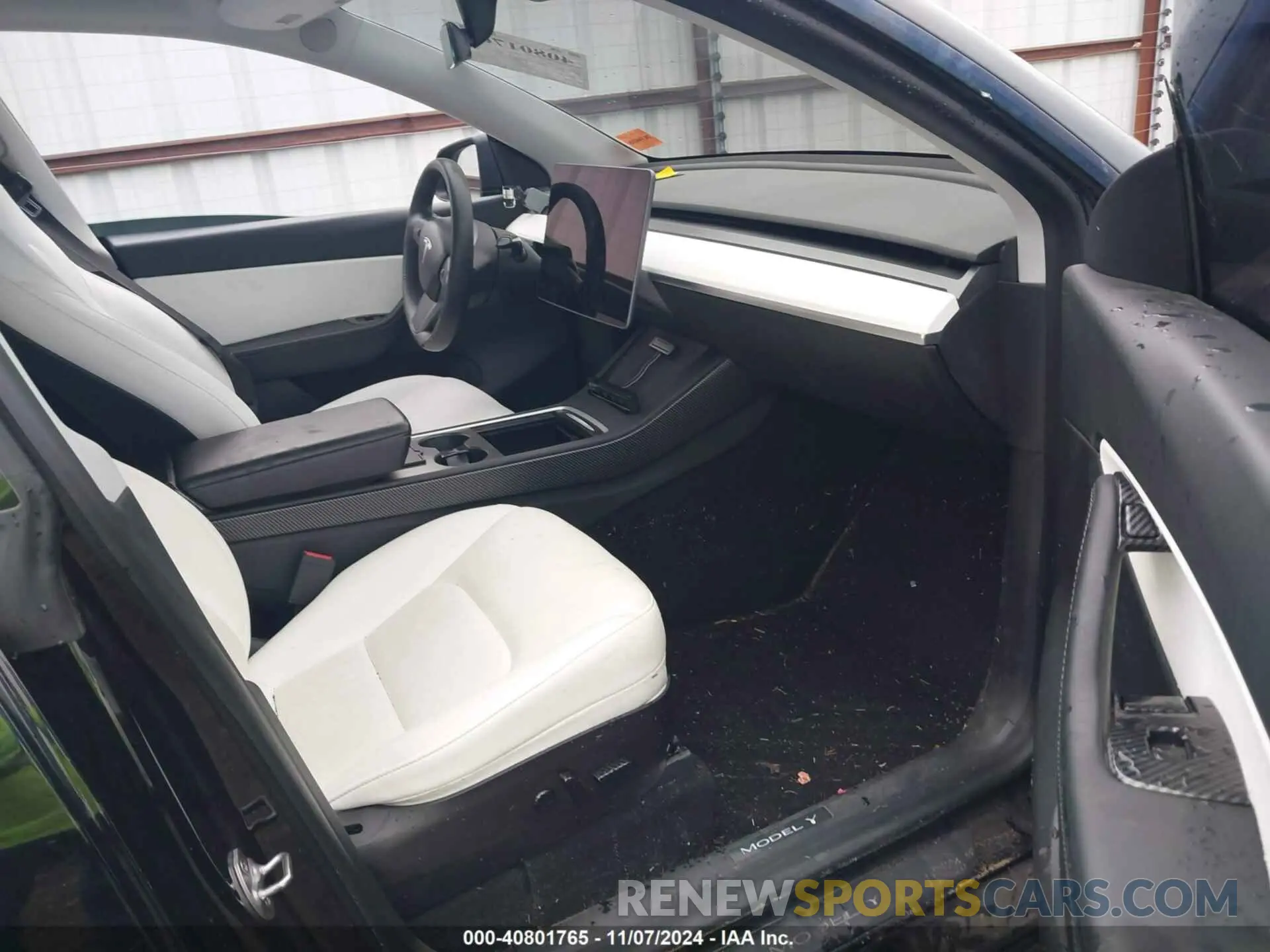5 Photograph of a damaged car 5YJYGDEE2MF187145 TESLA MODEL Y 2021
