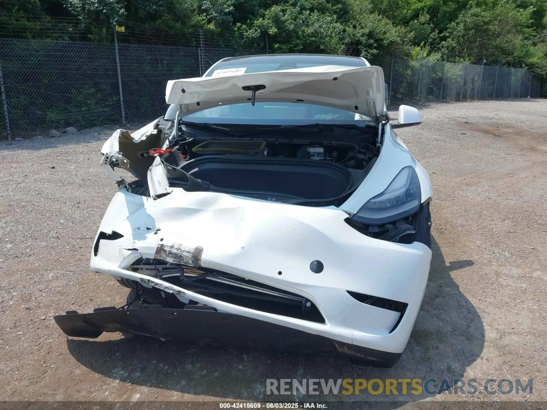 13 Photograph of a damaged car 5YJYGDEE2MF191938 TESLA MODEL Y 2021