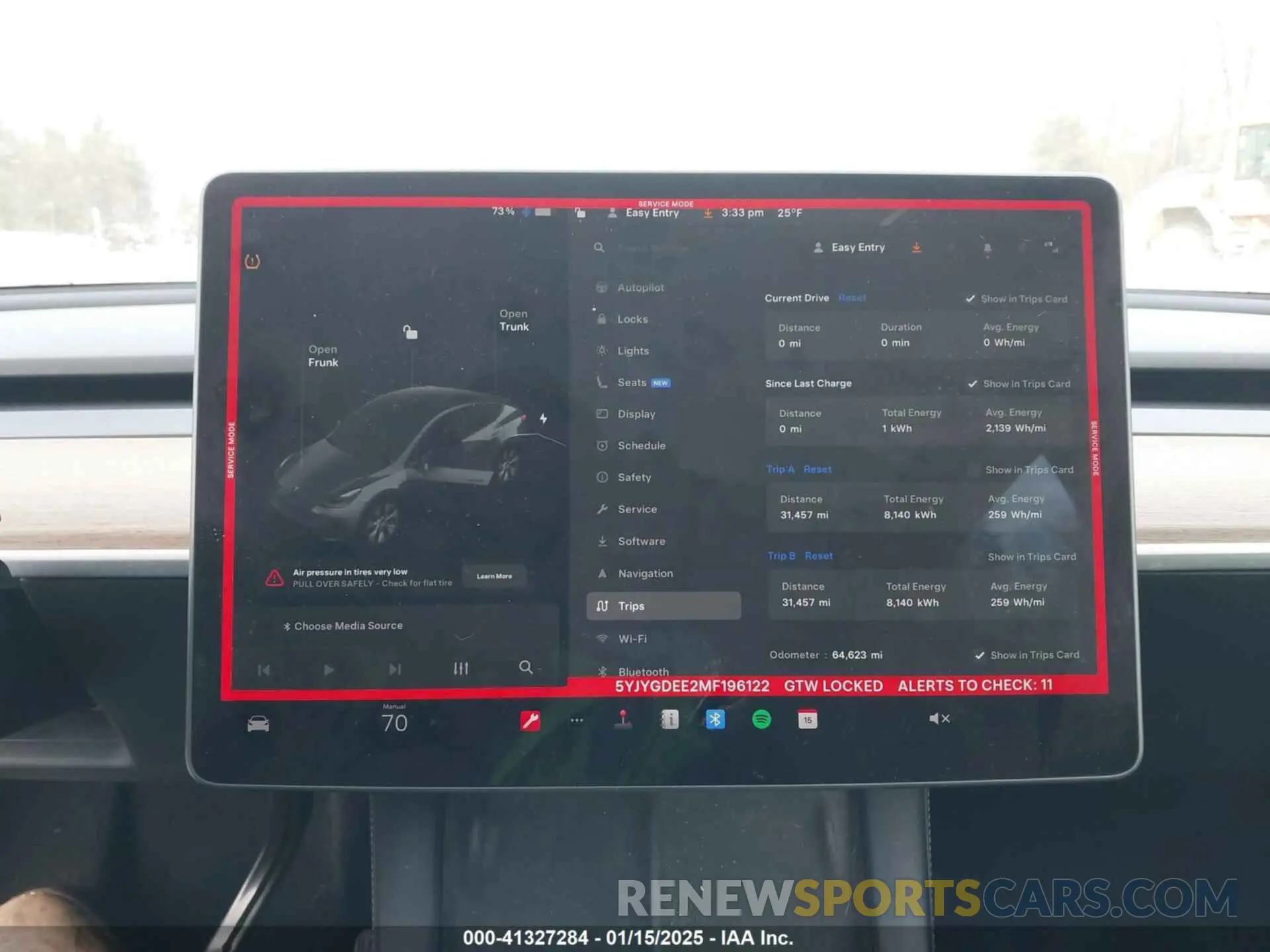 18 Photograph of a damaged car 5YJYGDEE2MF196122 TESLA MODEL Y 2021