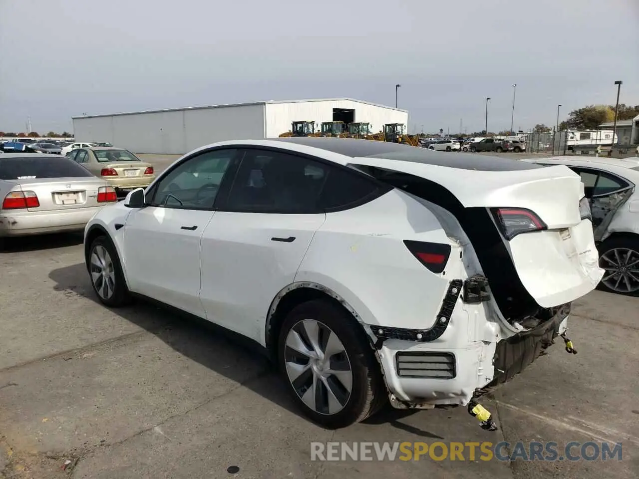 2 Photograph of a damaged car 5YJYGDEE2MF198937 TESLA MODEL Y 2021