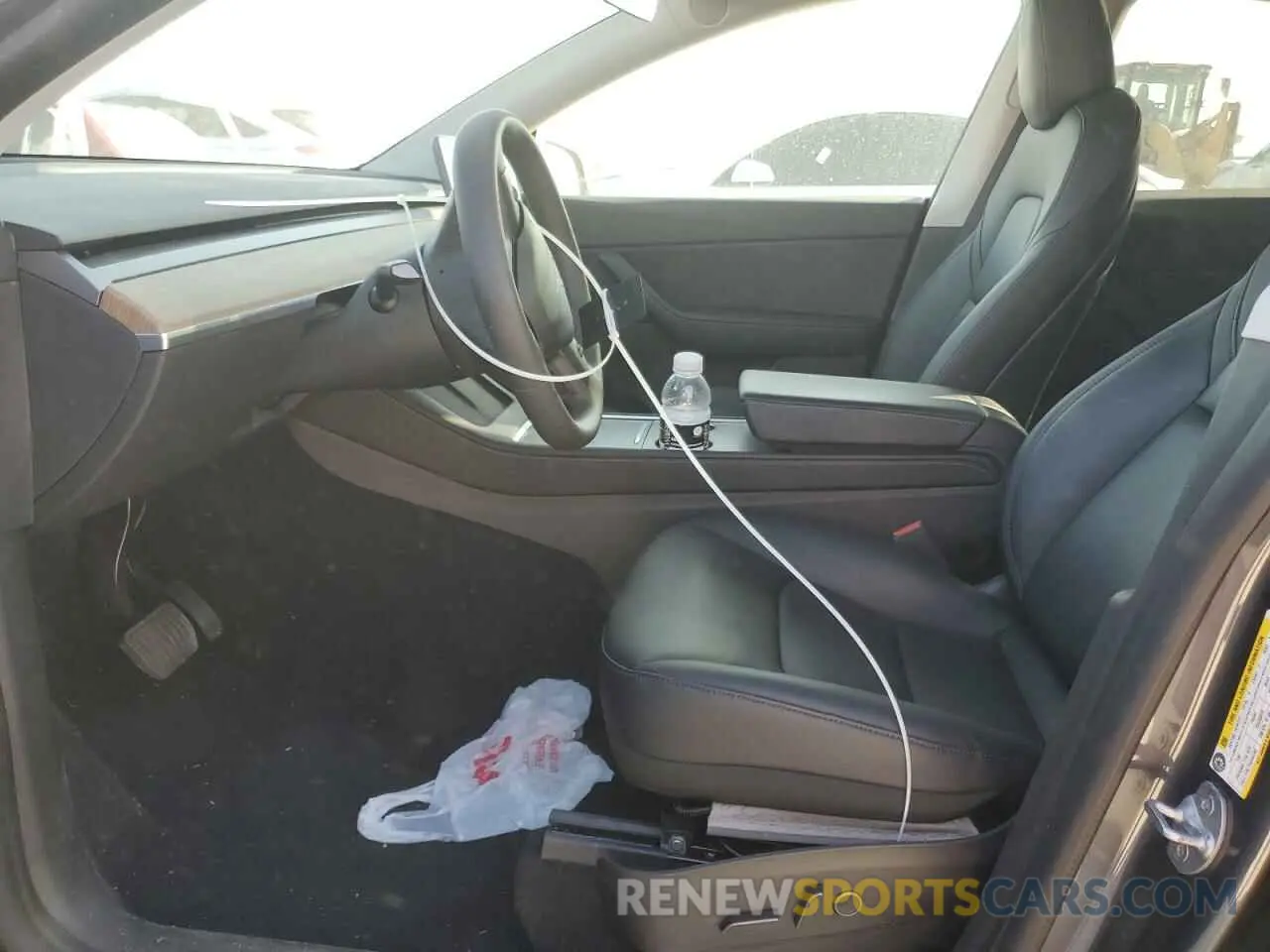 7 Photograph of a damaged car 5YJYGDEE2MF200668 TESLA MODEL Y 2021