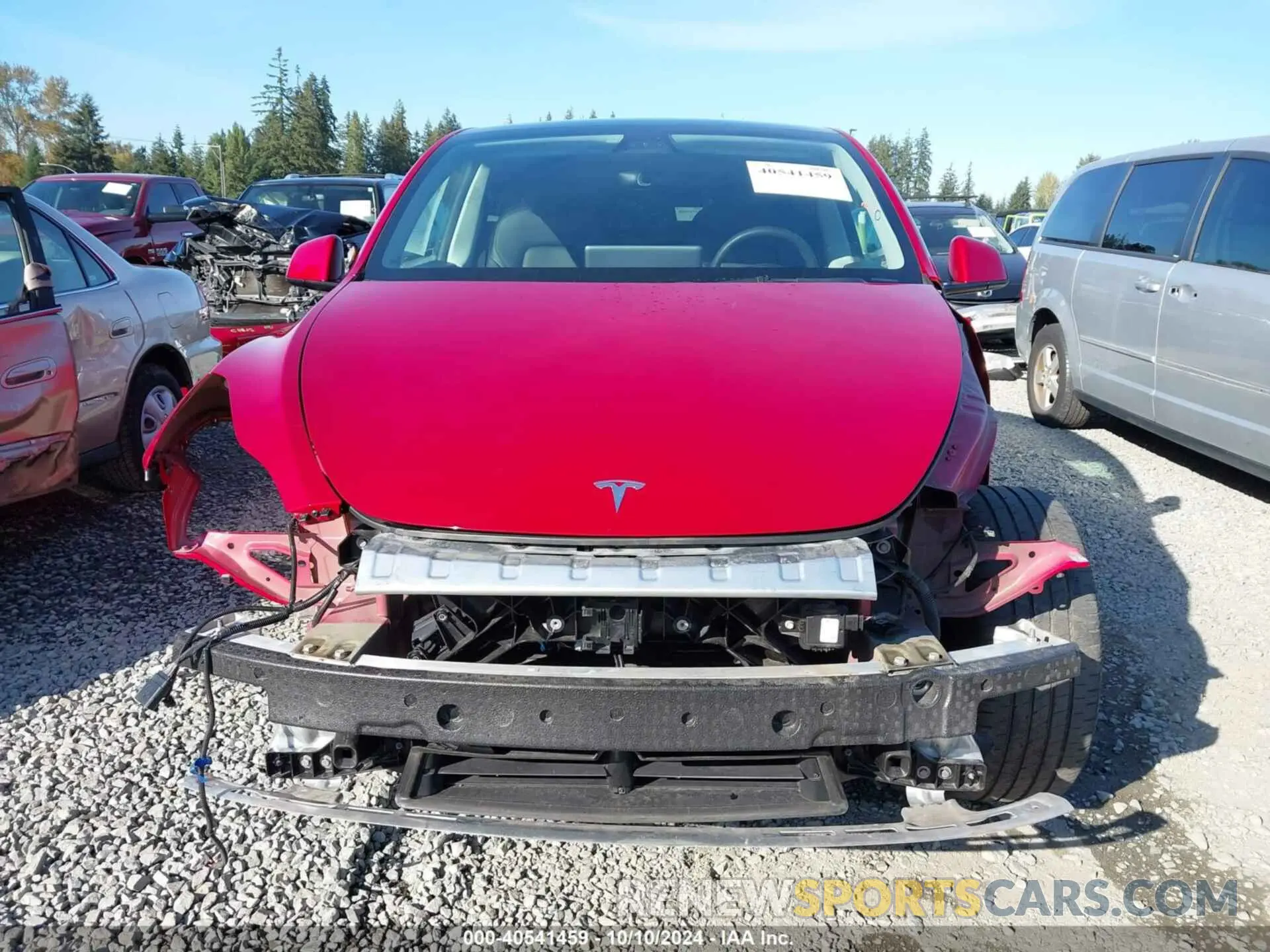 13 Photograph of a damaged car 5YJYGDEE2MF217552 TESLA MODEL Y 2021