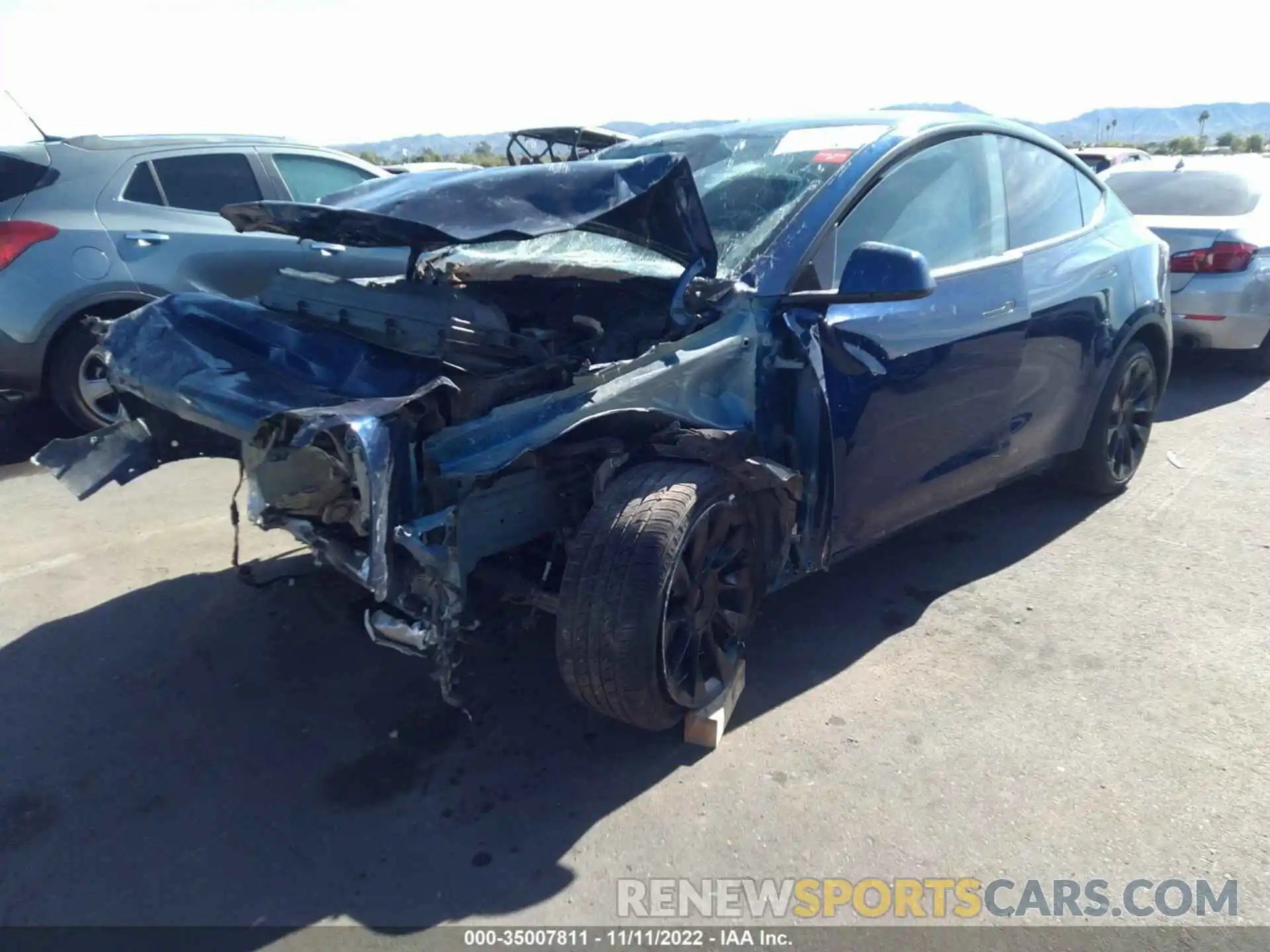 2 Photograph of a damaged car 5YJYGDEE2MF240720 TESLA MODEL Y 2021