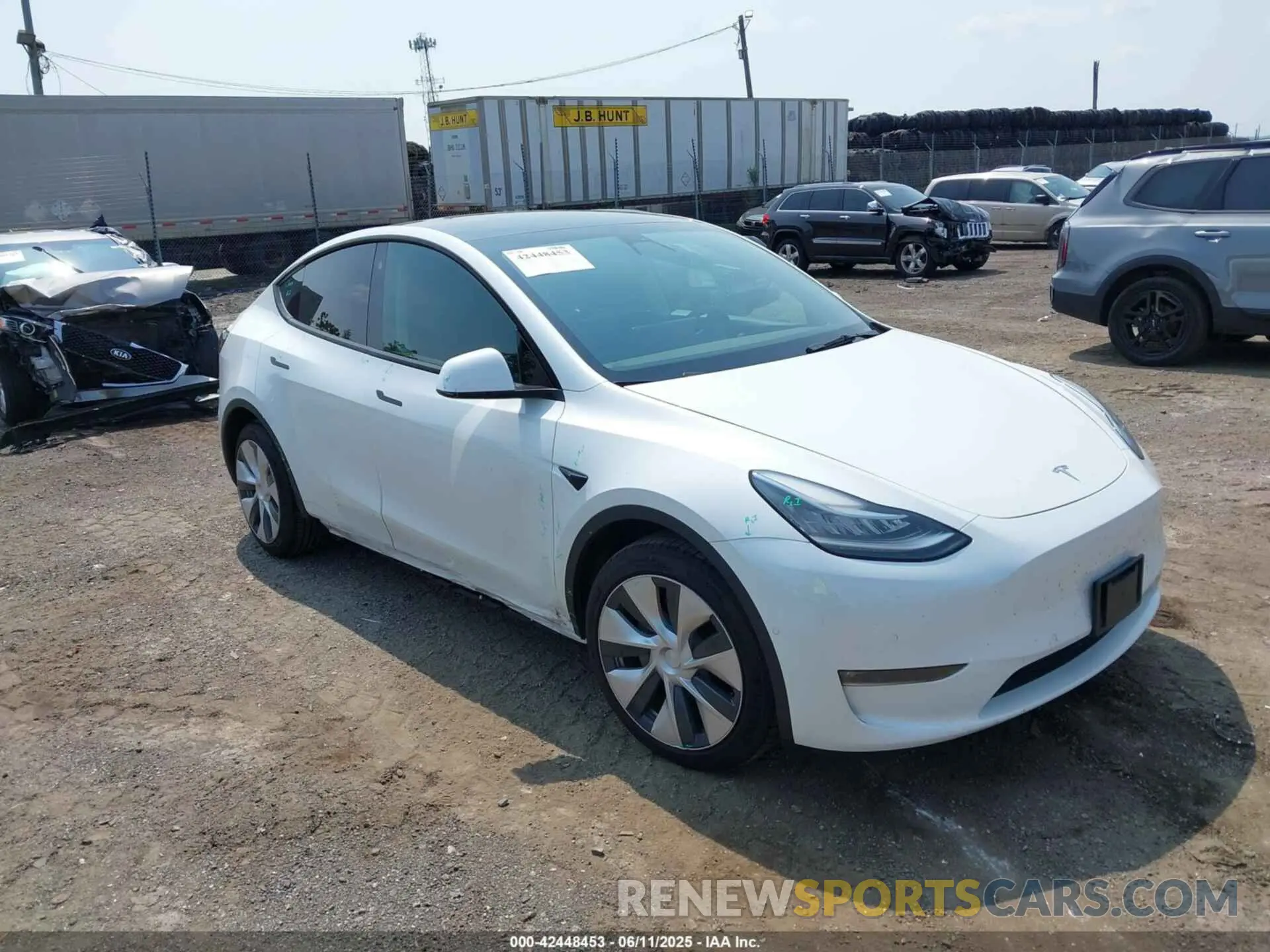 1 Photograph of a damaged car 5YJYGDEE2MF261874 TESLA MODEL Y 2021
