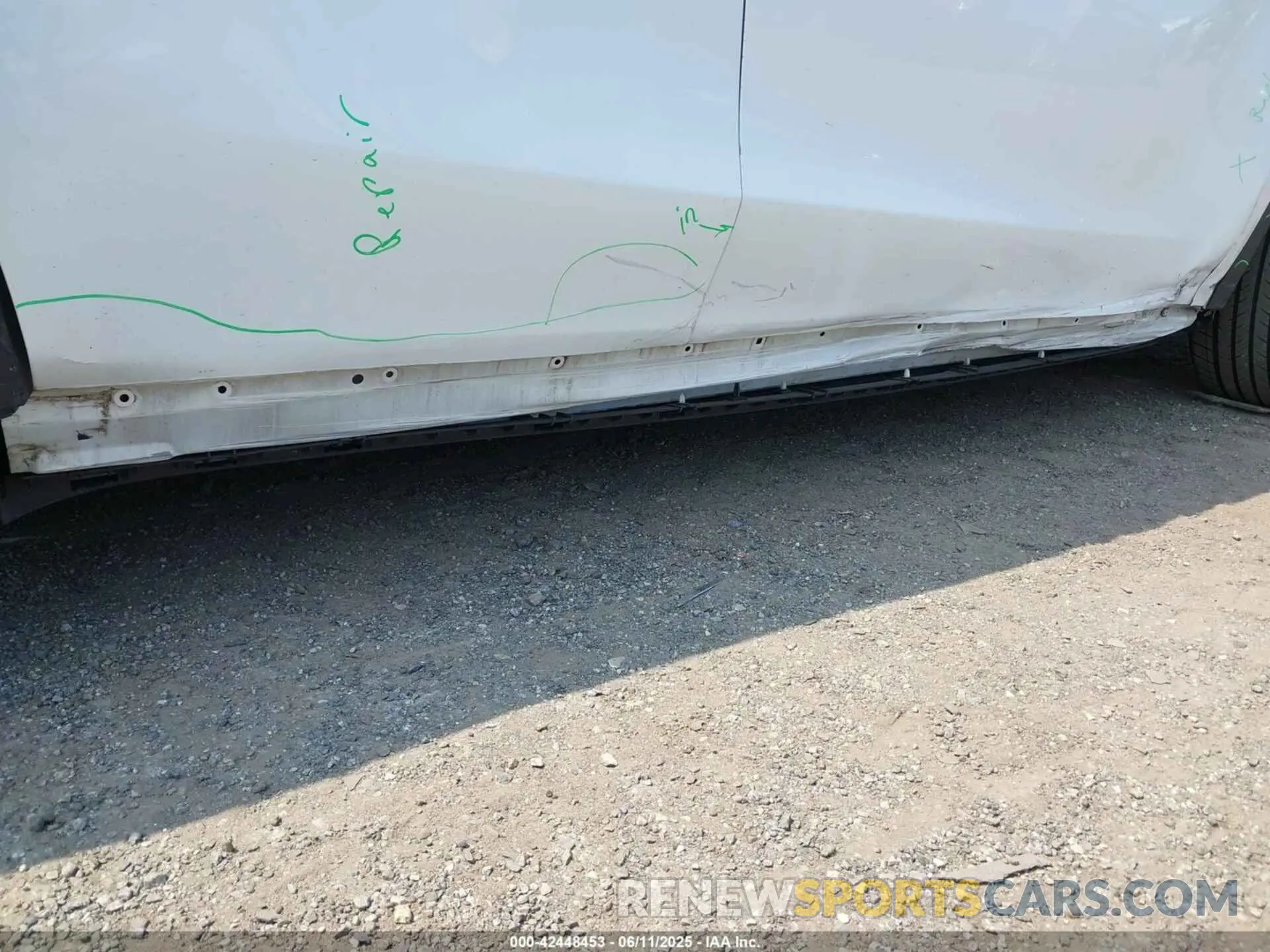 6 Photograph of a damaged car 5YJYGDEE2MF261874 TESLA MODEL Y 2021