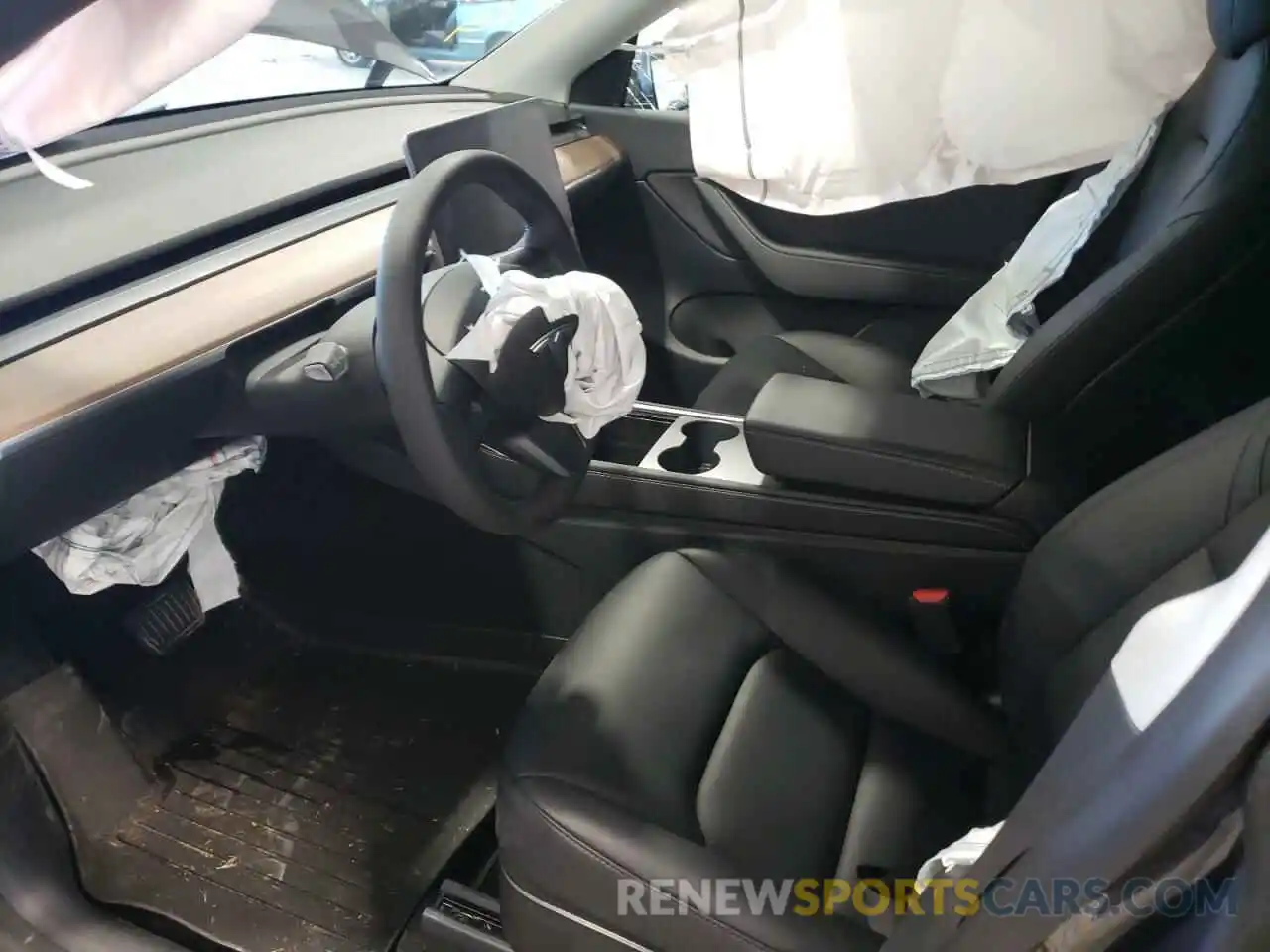 5 Photograph of a damaged car 5YJYGDEE2MF263835 TESLA MODEL Y 2021