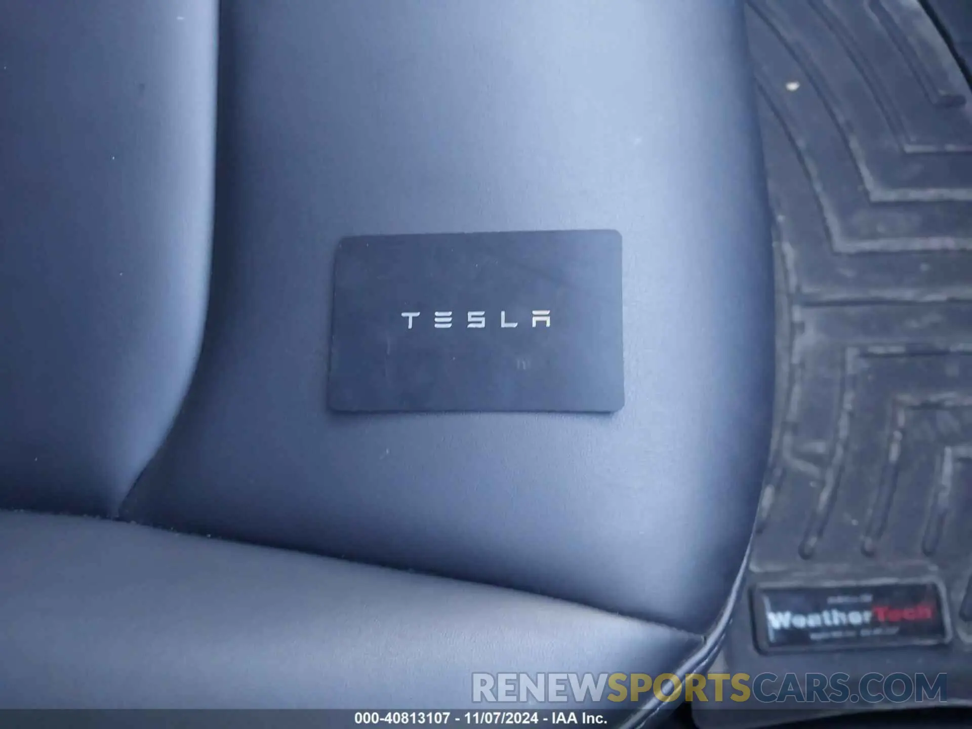 11 Photograph of a damaged car 5YJYGDEE2MF286886 TESLA MODEL Y 2021