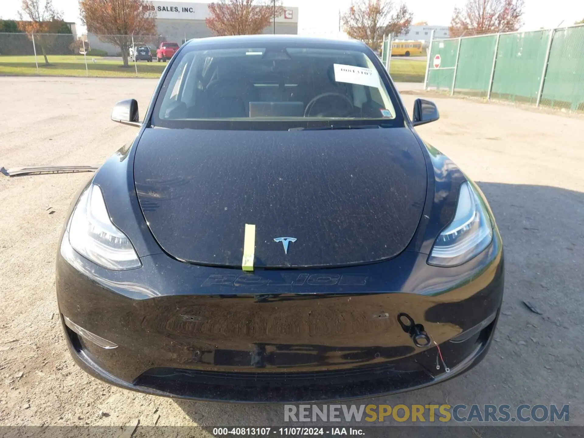 13 Photograph of a damaged car 5YJYGDEE2MF286886 TESLA MODEL Y 2021