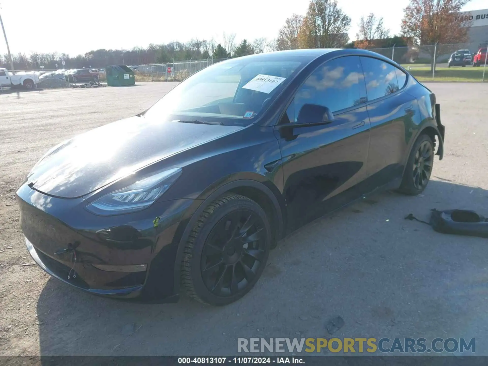 2 Photograph of a damaged car 5YJYGDEE2MF286886 TESLA MODEL Y 2021