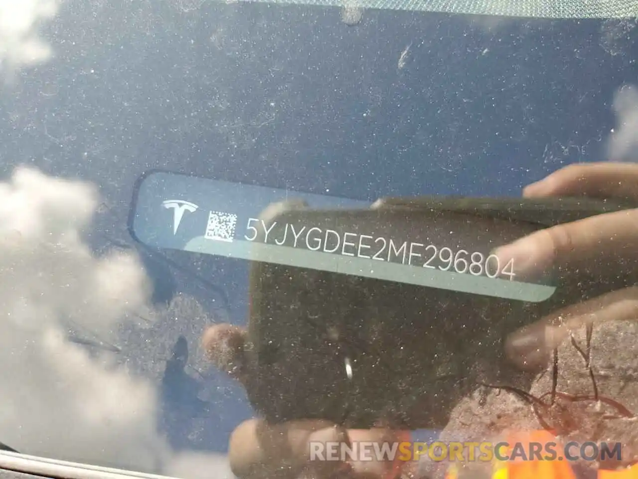 10 Photograph of a damaged car 5YJYGDEE2MF296804 TESLA MODEL Y 2021