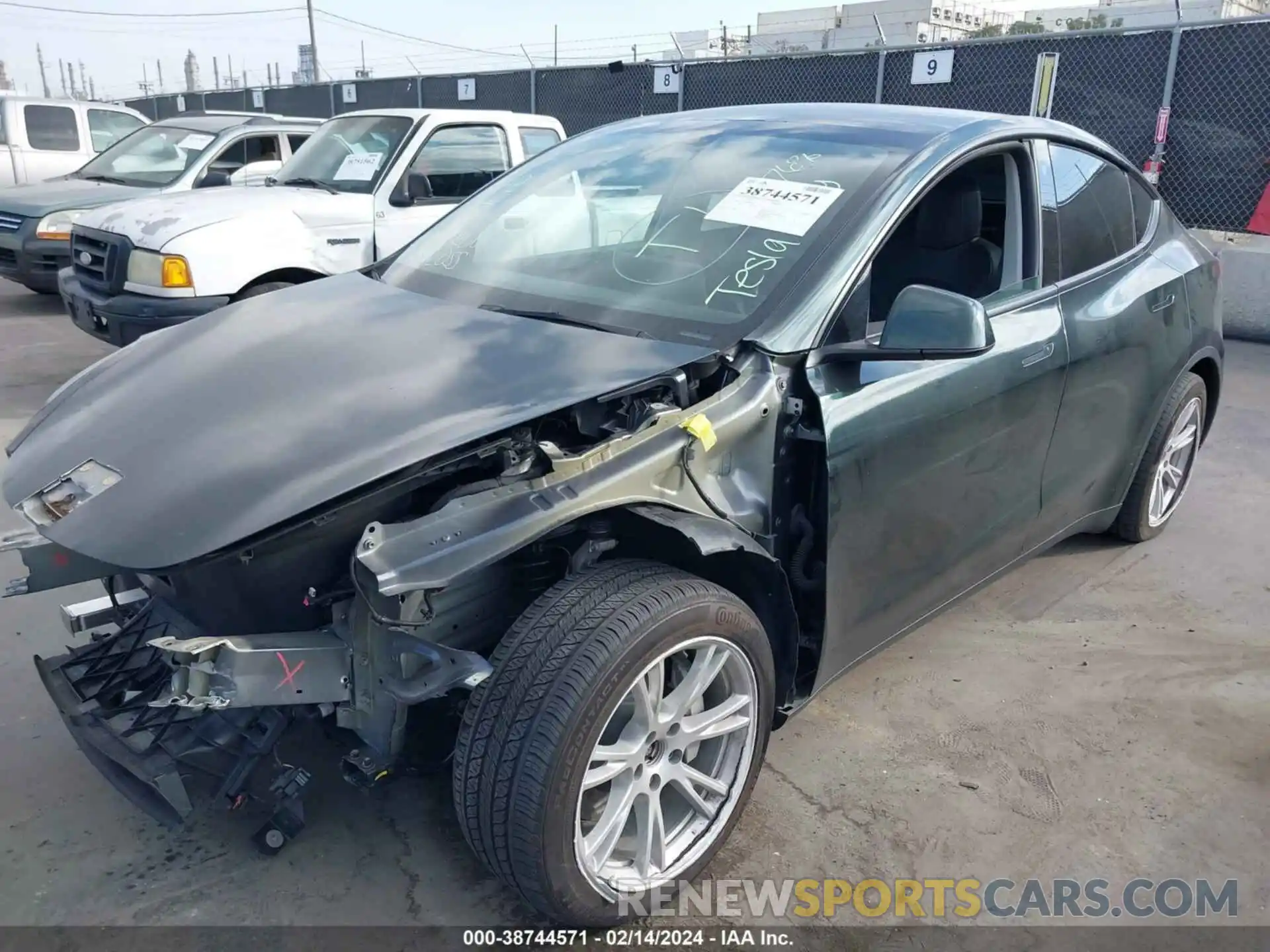 6 Photograph of a damaged car 5YJYGDEE2MF296950 TESLA MODEL Y 2021