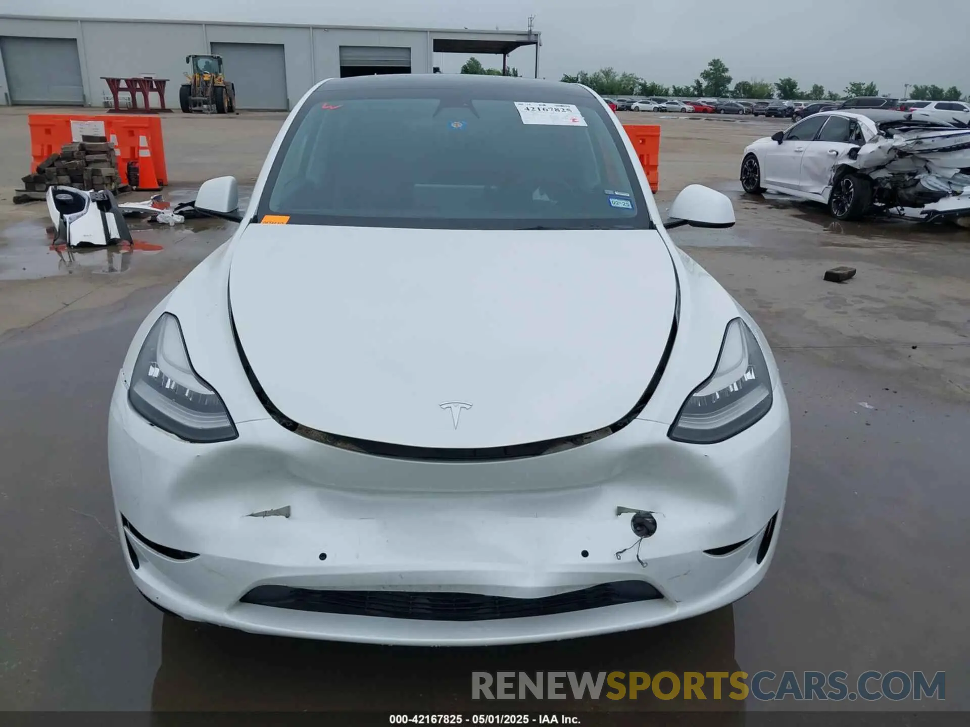 12 Photograph of a damaged car 5YJYGDEE2MF299721 TESLA MODEL Y 2021