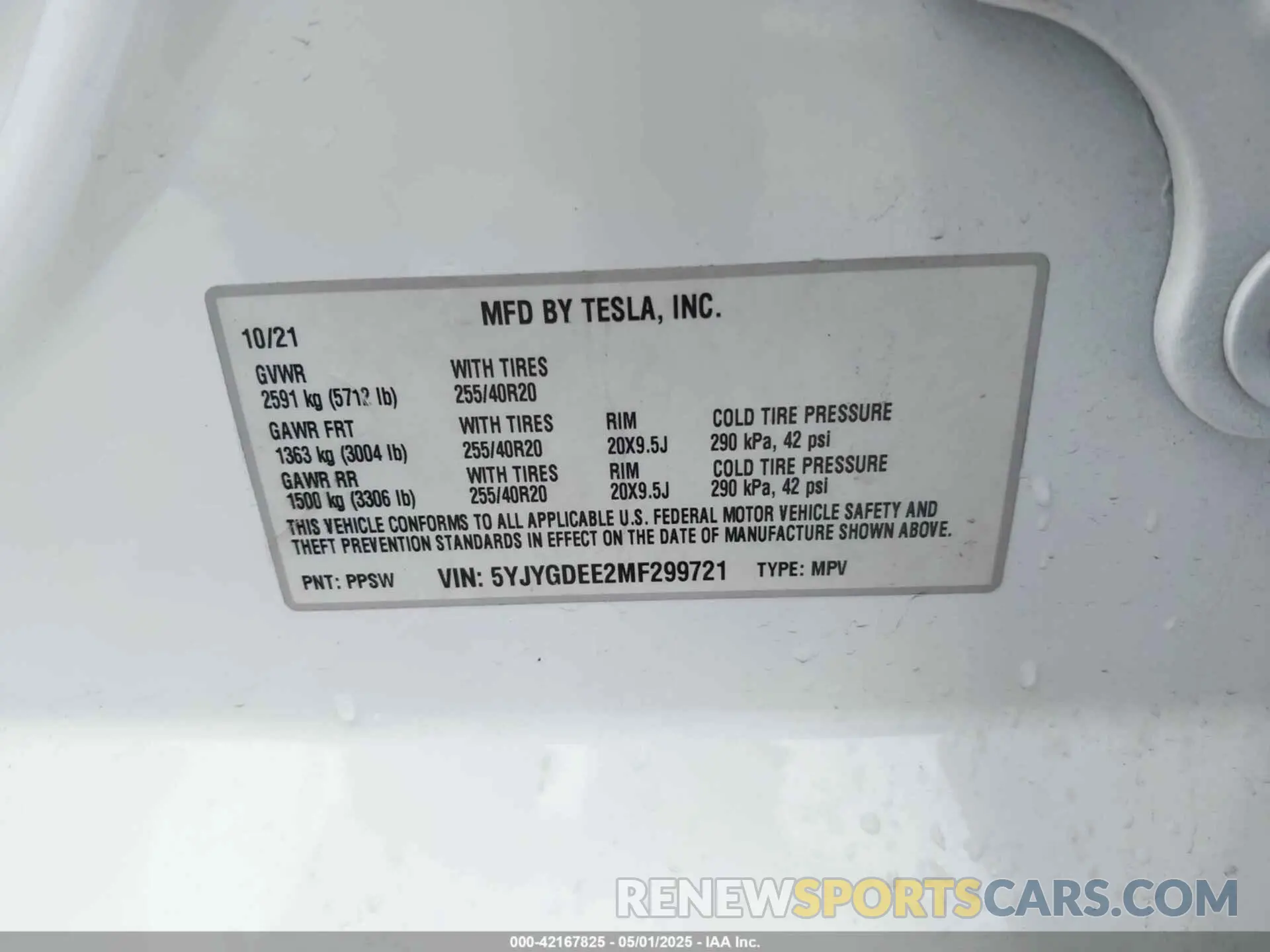 9 Photograph of a damaged car 5YJYGDEE2MF299721 TESLA MODEL Y 2021