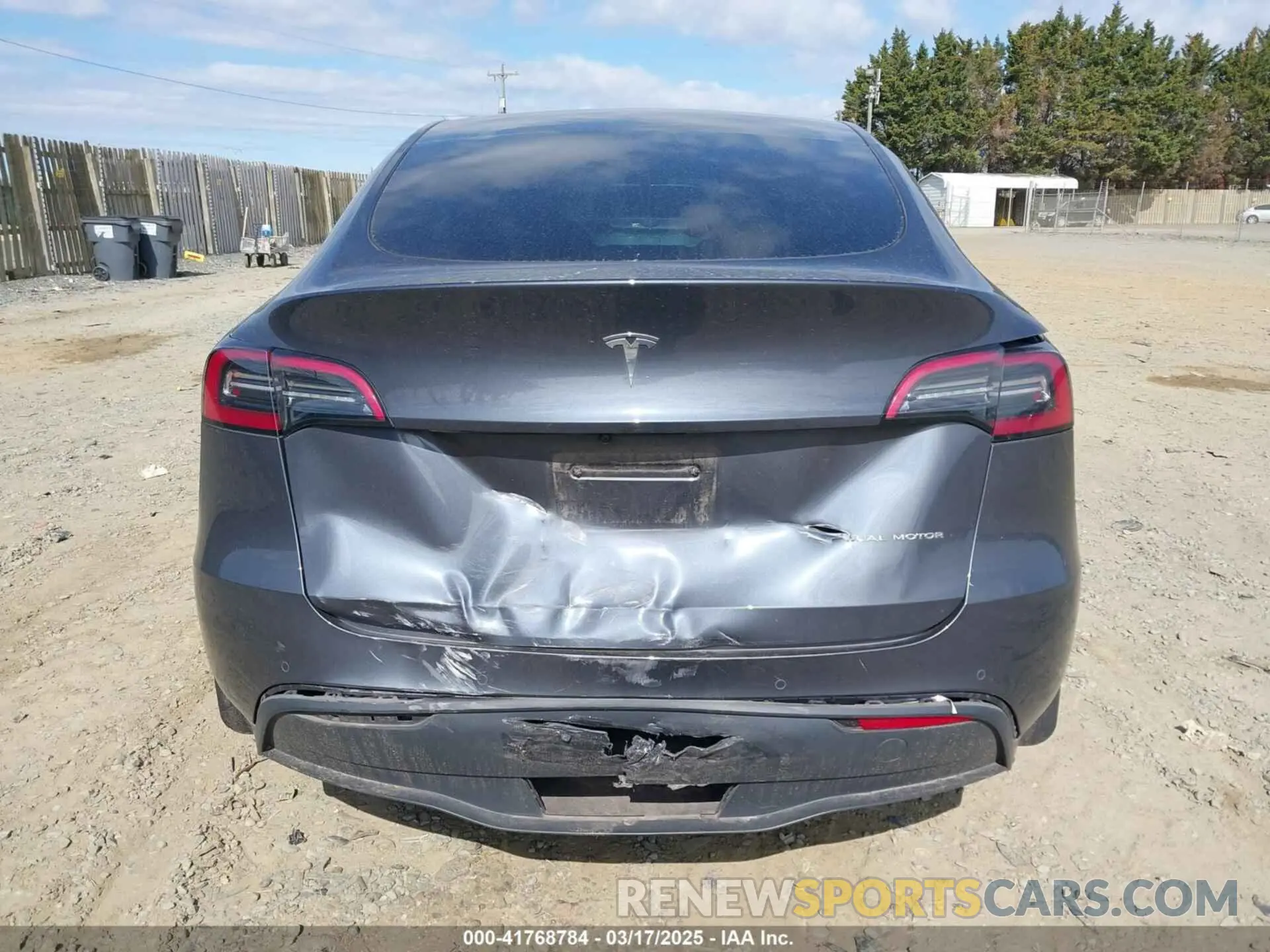 15 Photograph of a damaged car 5YJYGDEE2MF300009 TESLA MODEL Y 2021