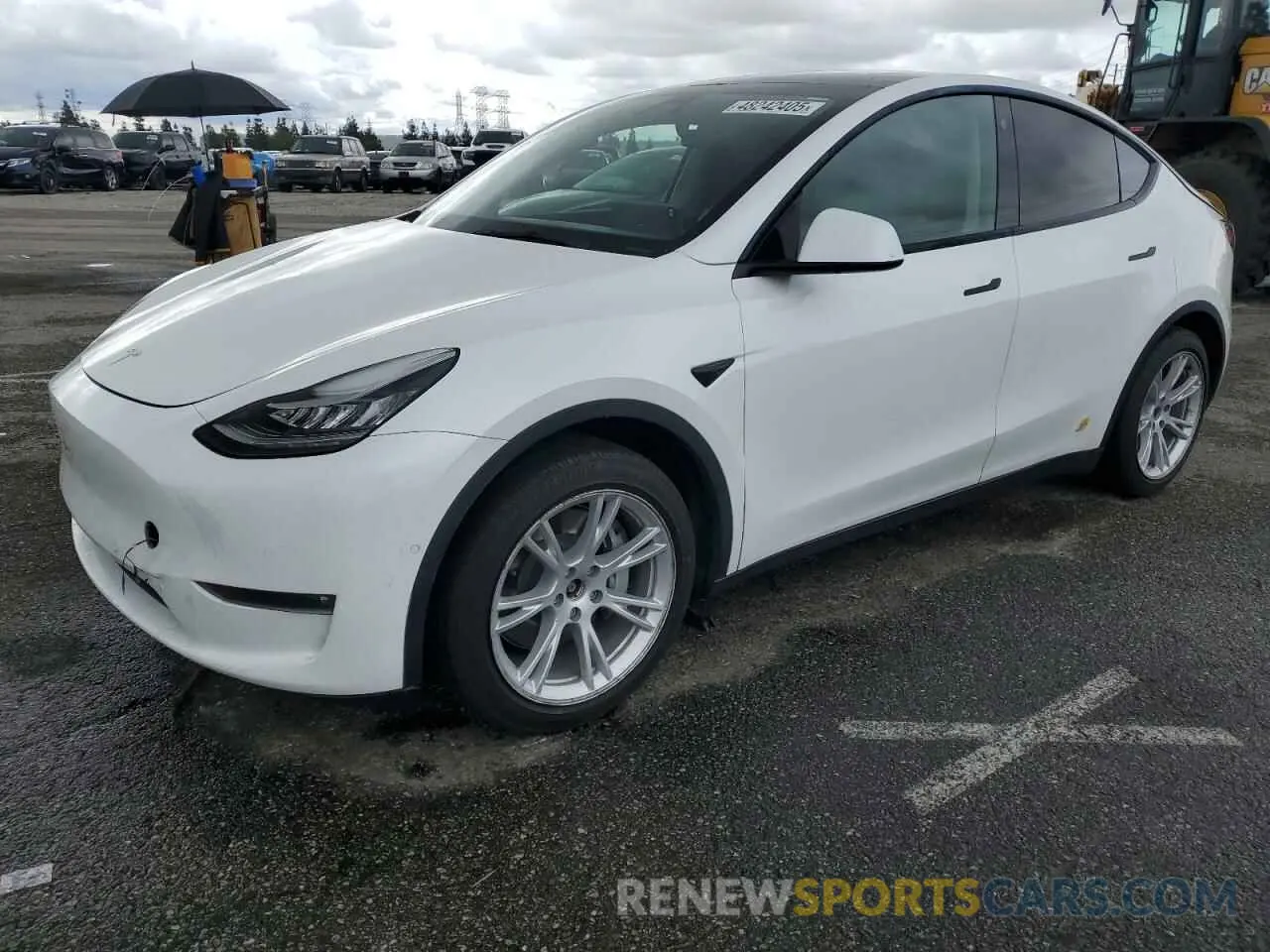 1 Photograph of a damaged car 5YJYGDEE2MF303332 TESLA MODEL Y 2021