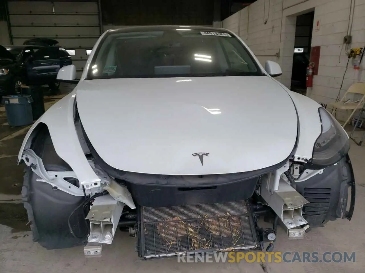 5 Photograph of a damaged car 5YJYGDEE3MF068407 TESLA MODEL Y 2021