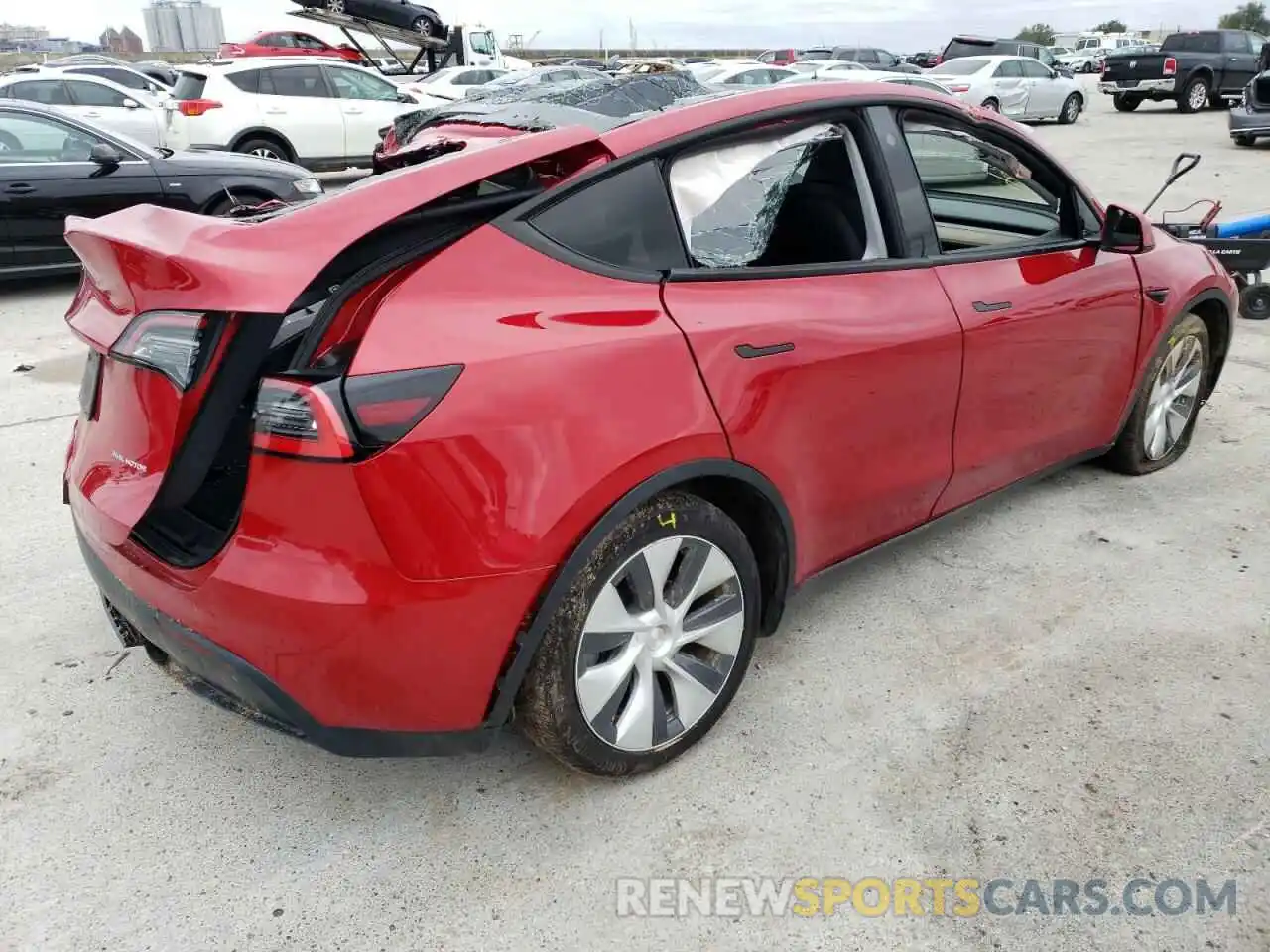 3 Photograph of a damaged car 5YJYGDEE3MF072618 TESLA MODEL Y 2021