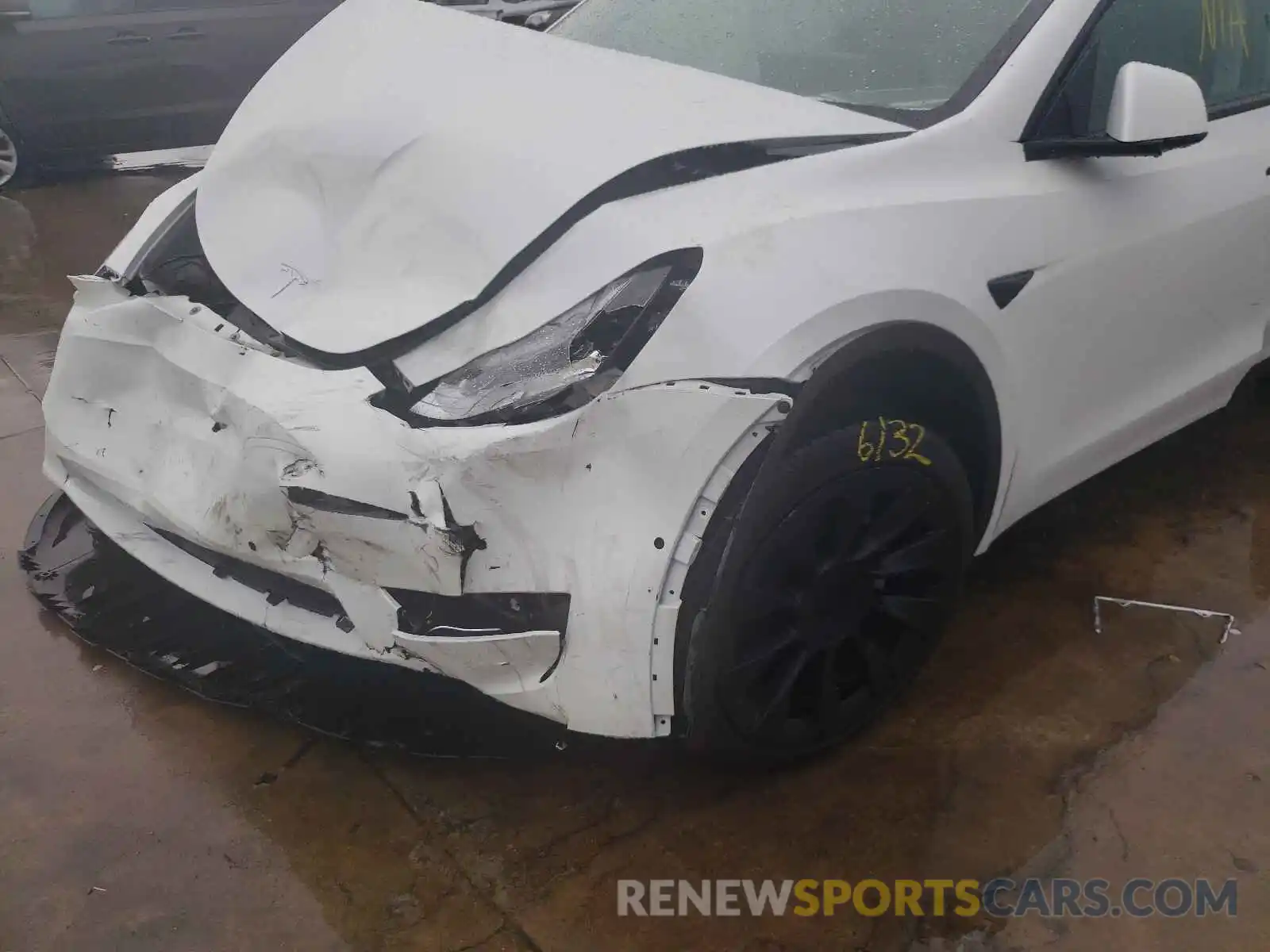 9 Photograph of a damaged car 5YJYGDEE3MF074739 TESLA MODEL Y 2021