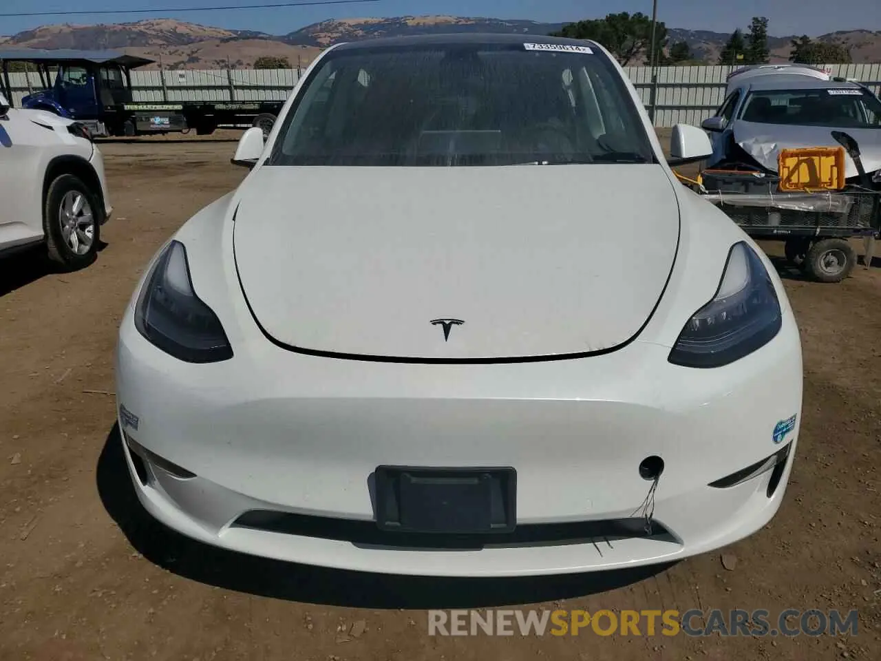 5 Photograph of a damaged car 5YJYGDEE3MF086177 TESLA MODEL Y 2021