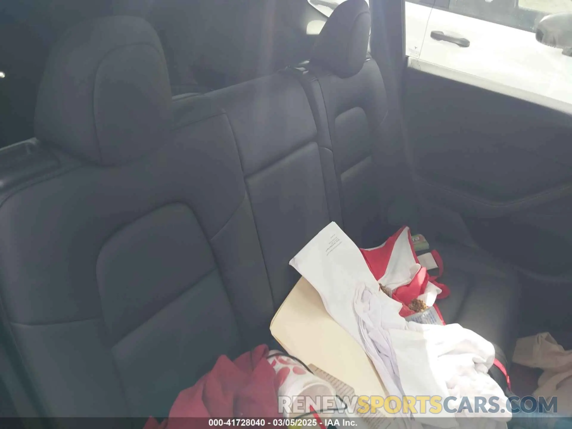 8 Photograph of a damaged car 5YJYGDEE3MF087054 TESLA MODEL Y 2021