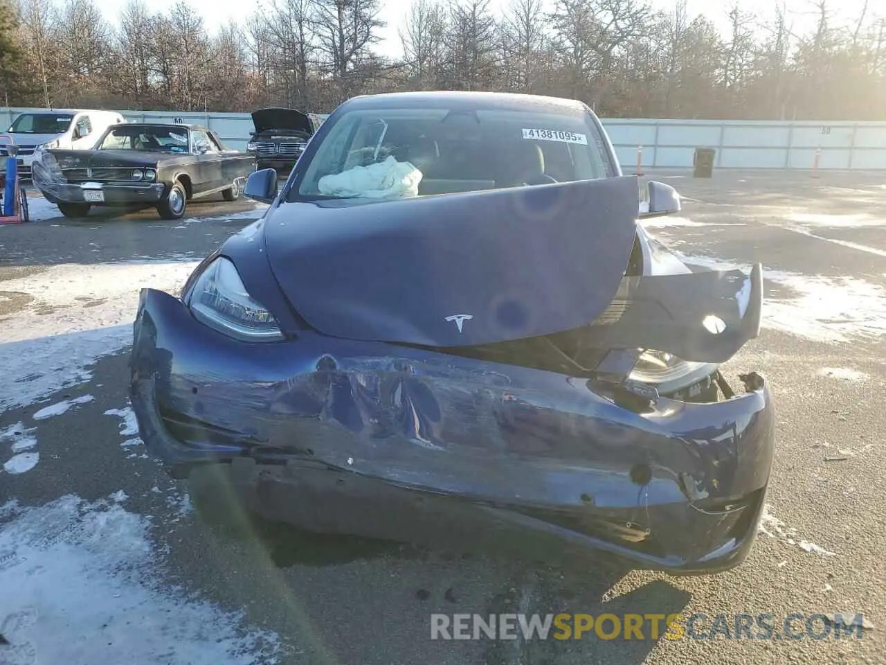 5 Photograph of a damaged car 5YJYGDEE3MF089578 TESLA MODEL Y 2021