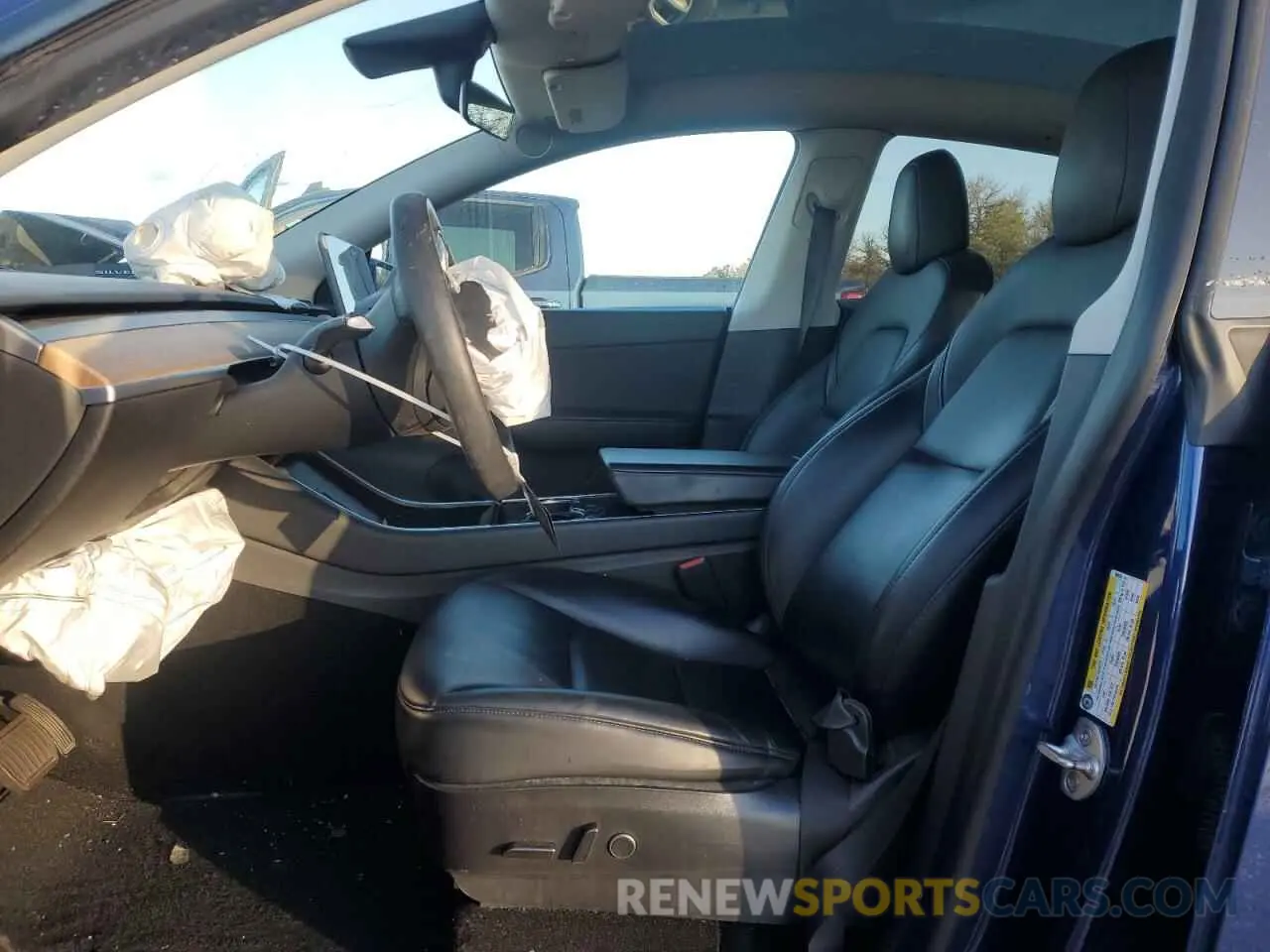 7 Photograph of a damaged car 5YJYGDEE3MF089578 TESLA MODEL Y 2021