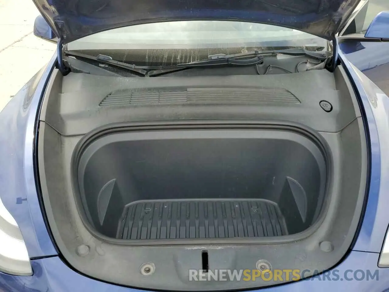 12 Photograph of a damaged car 5YJYGDEE3MF094165 TESLA MODEL Y 2021