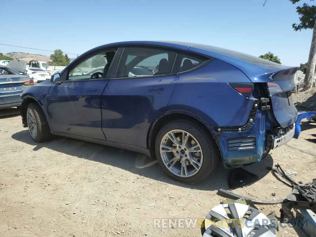 2 Photograph of a damaged car 5YJYGDEE3MF094506 TESLA MODEL Y 2021