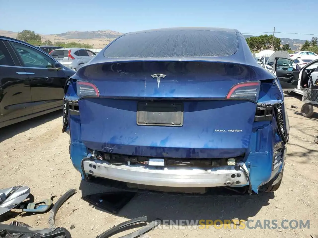 6 Photograph of a damaged car 5YJYGDEE3MF094506 TESLA MODEL Y 2021