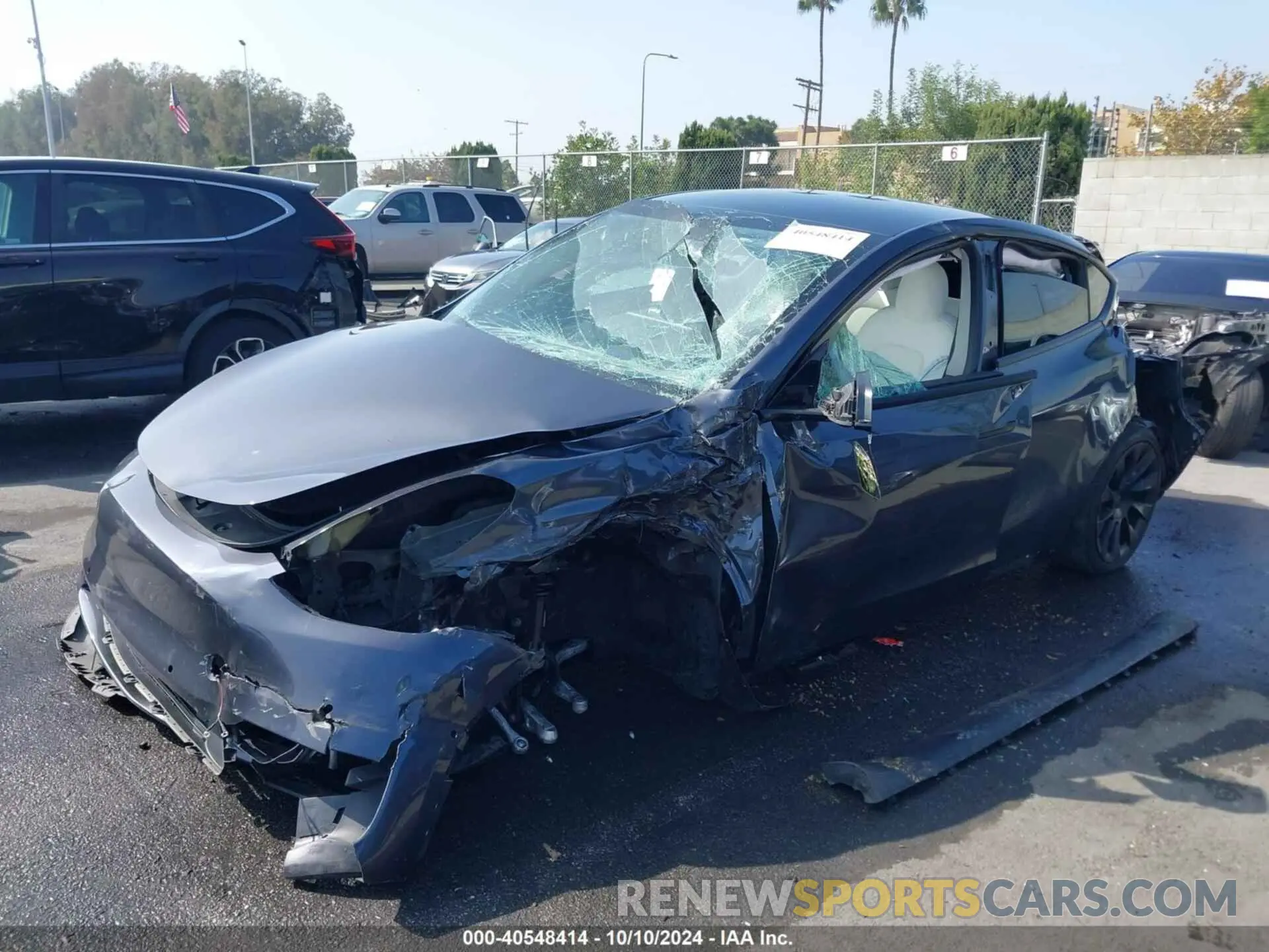6 Photograph of a damaged car 5YJYGDEE3MF098040 TESLA MODEL Y 2021