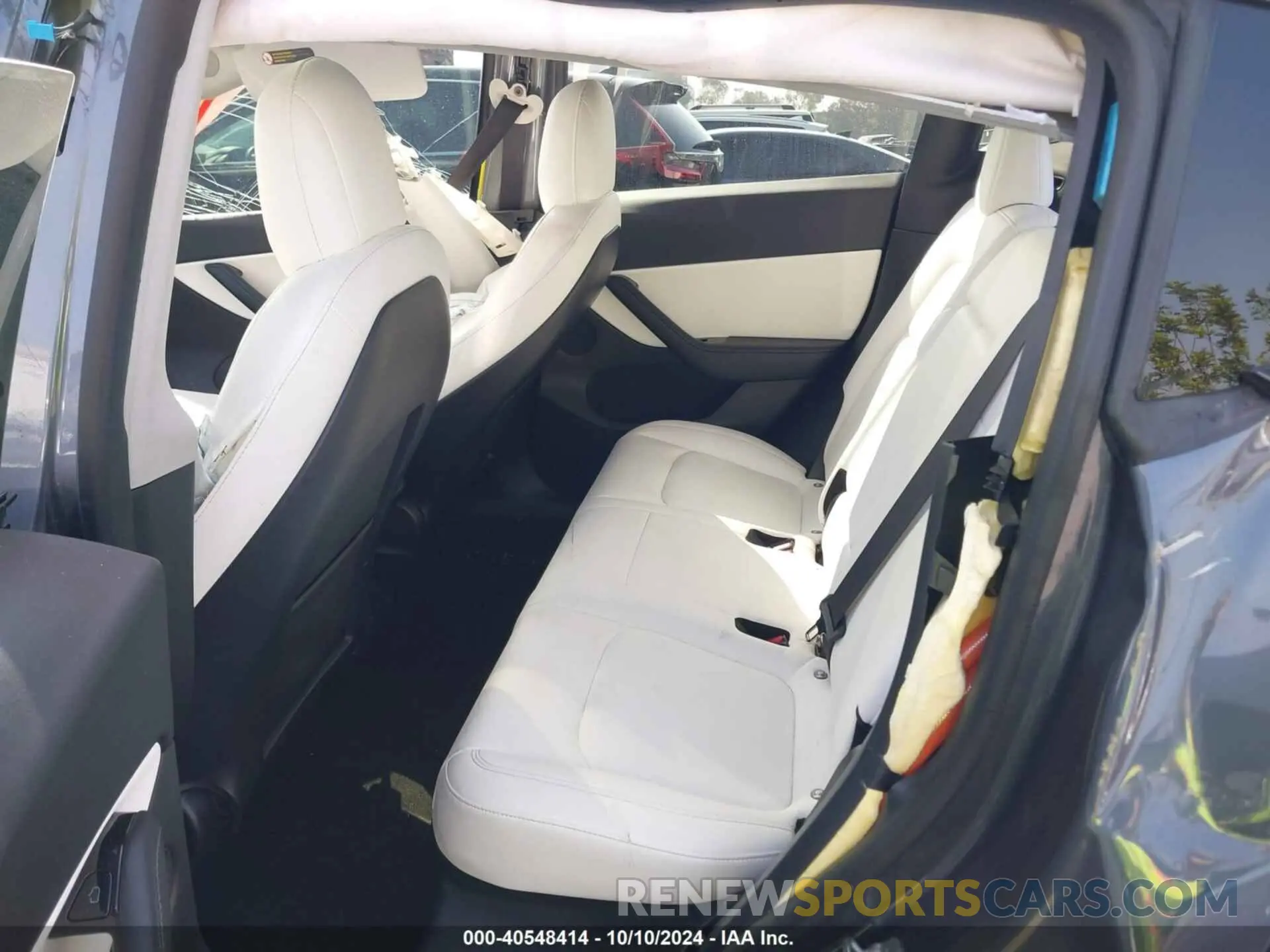 8 Photograph of a damaged car 5YJYGDEE3MF098040 TESLA MODEL Y 2021