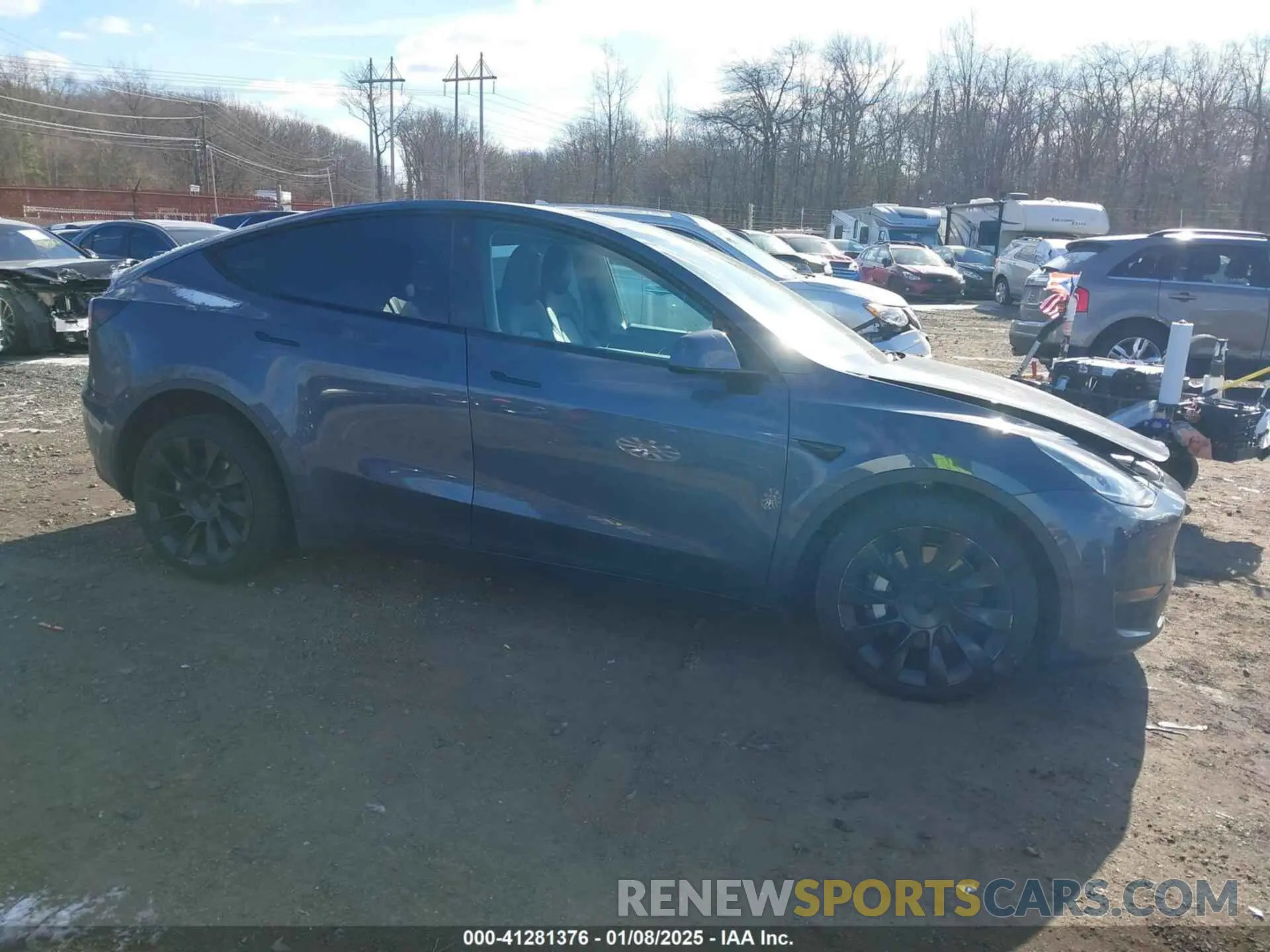 13 Photograph of a damaged car 5YJYGDEE3MF122966 TESLA MODEL Y 2021