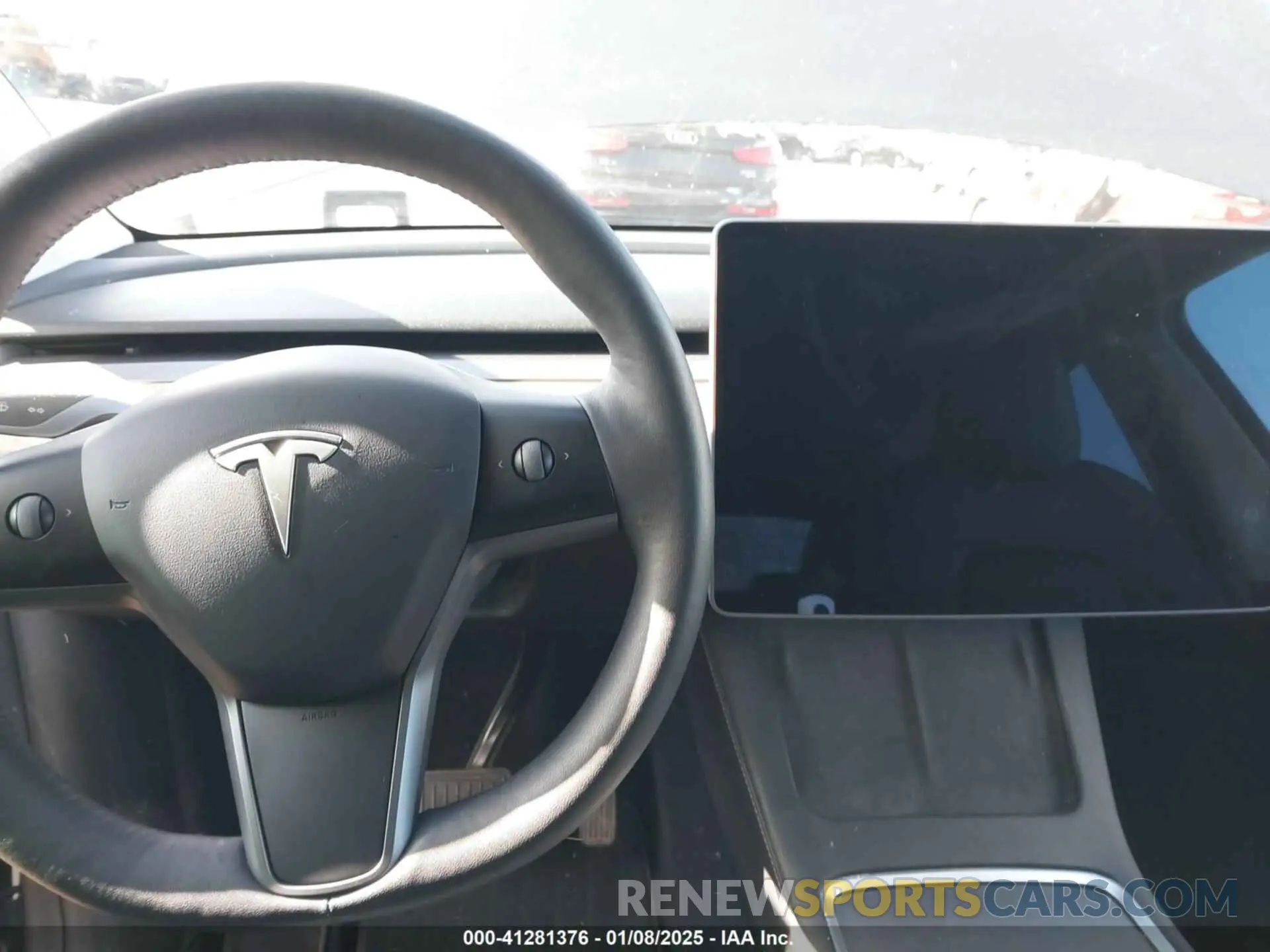 17 Photograph of a damaged car 5YJYGDEE3MF122966 TESLA MODEL Y 2021