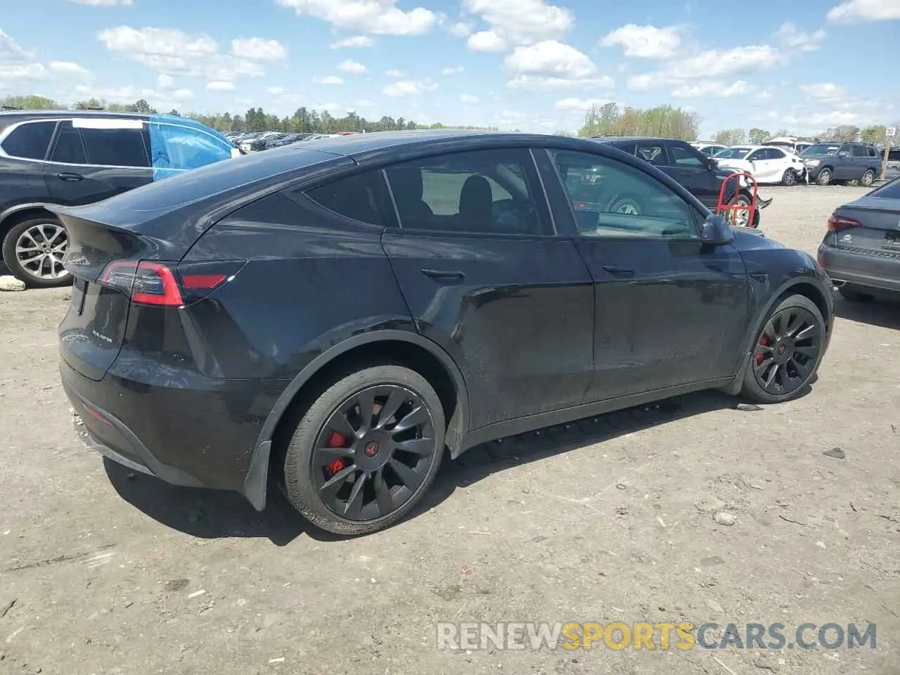 3 Photograph of a damaged car 5YJYGDEE3MF129657 TESLA MODEL Y 2021