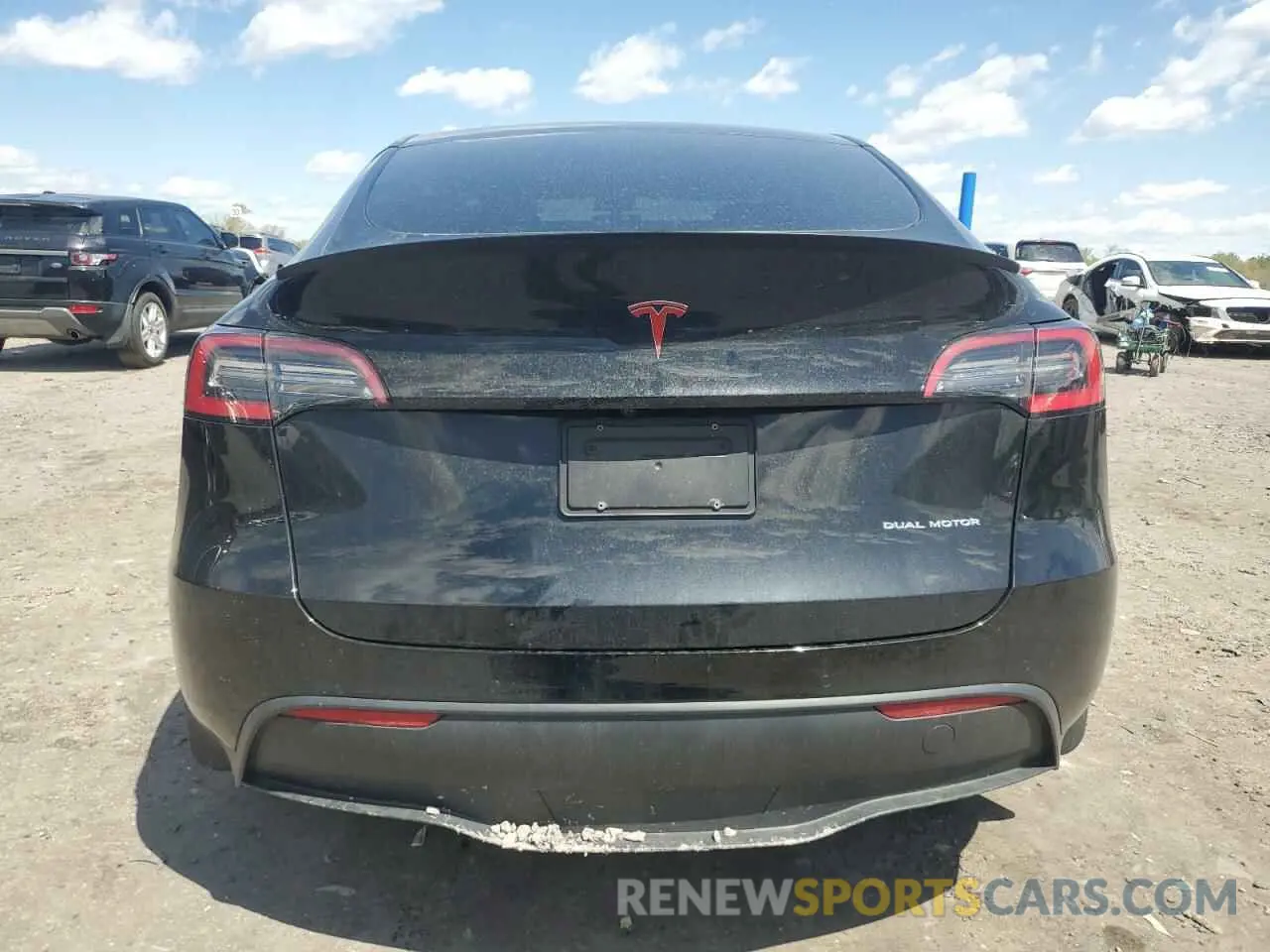 6 Photograph of a damaged car 5YJYGDEE3MF129657 TESLA MODEL Y 2021