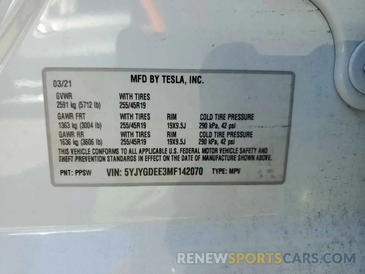 13 Photograph of a damaged car 5YJYGDEE3MF142070 TESLA MODEL Y 2021