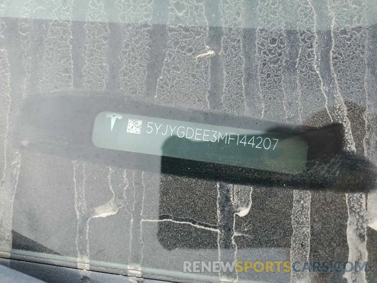 13 Photograph of a damaged car 5YJYGDEE3MF144207 TESLA MODEL Y 2021
