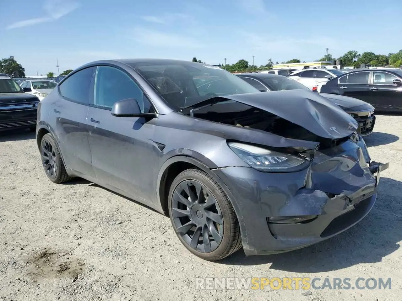 4 Photograph of a damaged car 5YJYGDEE3MF148581 TESLA MODEL Y 2021