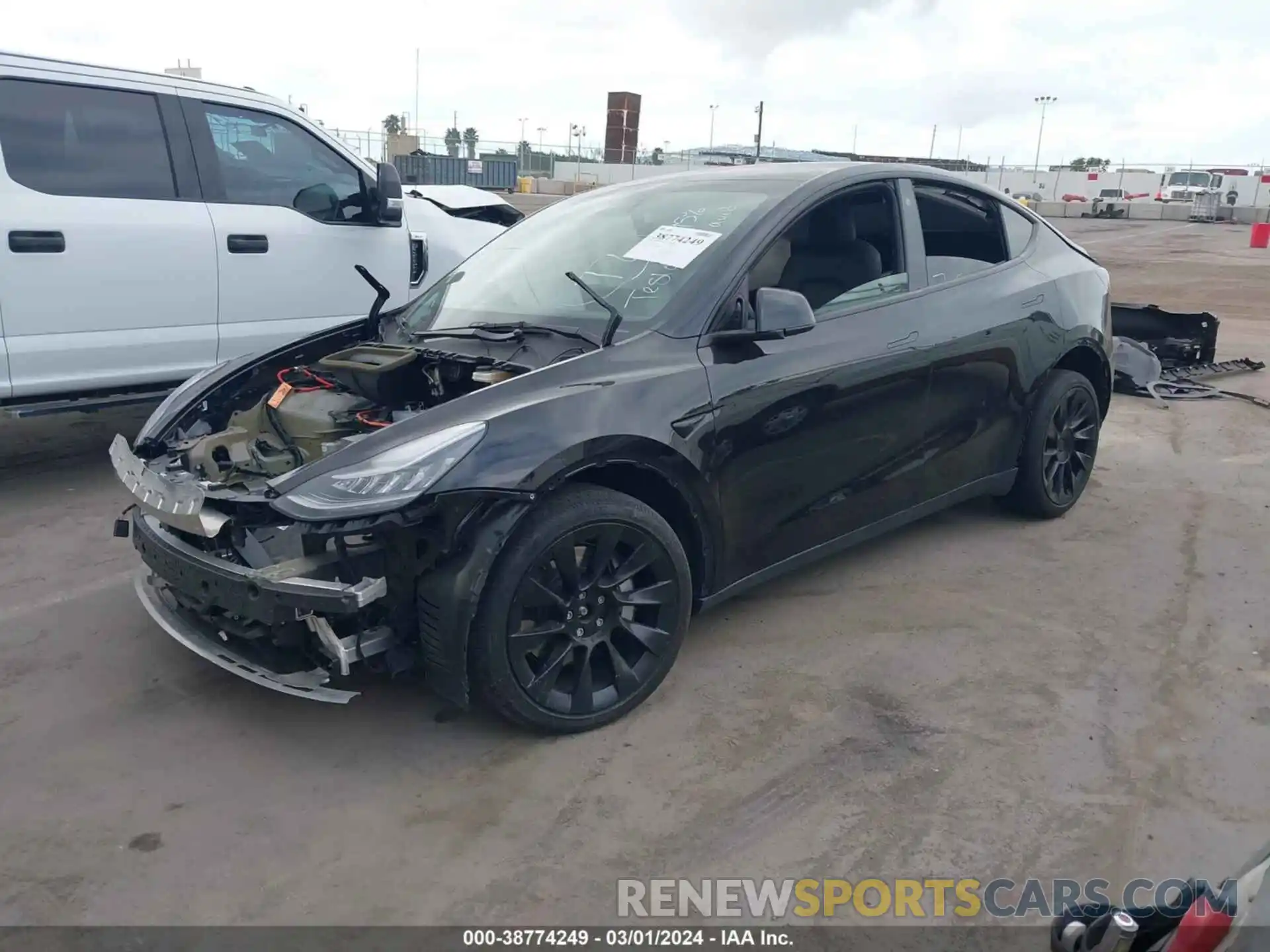 2 Photograph of a damaged car 5YJYGDEE3MF152887 TESLA MODEL Y 2021