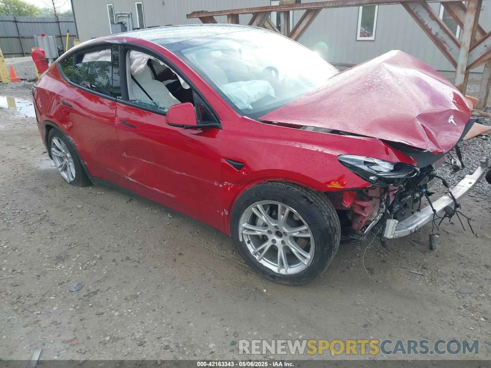 1 Photograph of a damaged car 5YJYGDEE3MF173321 TESLA MODEL Y 2021
