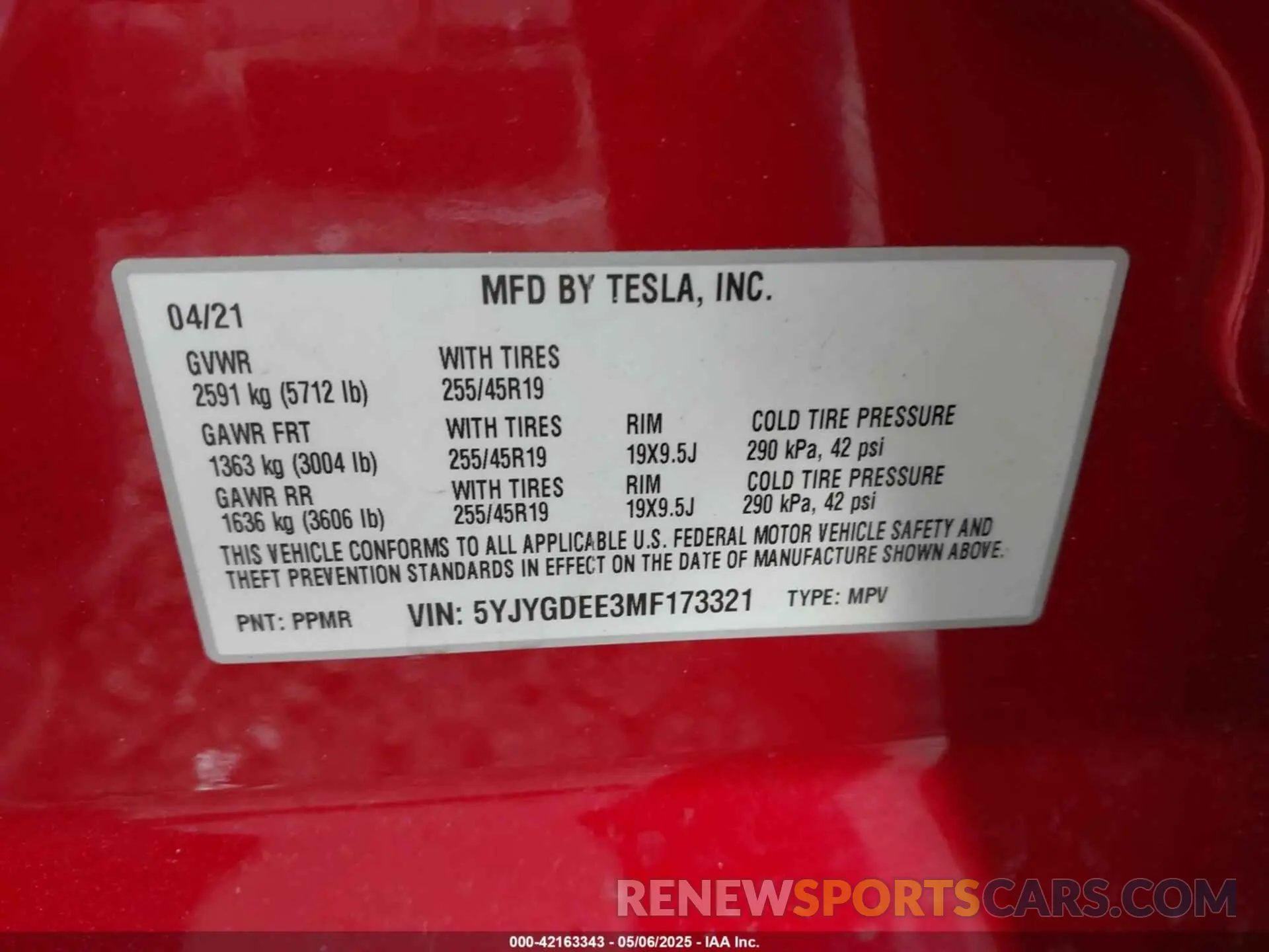 9 Photograph of a damaged car 5YJYGDEE3MF173321 TESLA MODEL Y 2021