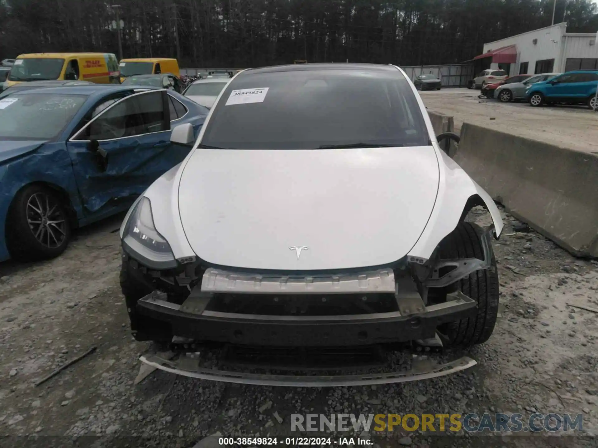 11 Photograph of a damaged car 5YJYGDEE3MF188529 TESLA MODEL Y 2021