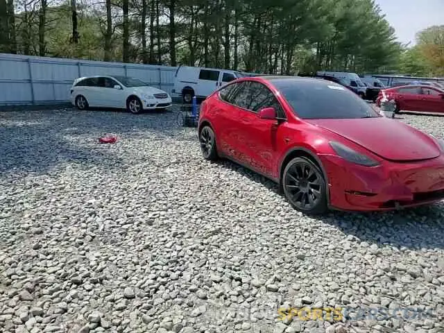 13 Photograph of a damaged car 5YJYGDEE3MF189258 TESLA MODEL Y 2021