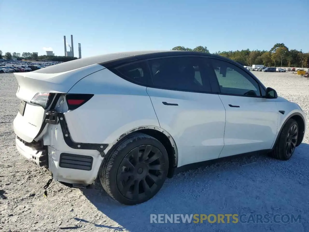 3 Photograph of a damaged car 5YJYGDEE3MF193889 TESLA MODEL Y 2021