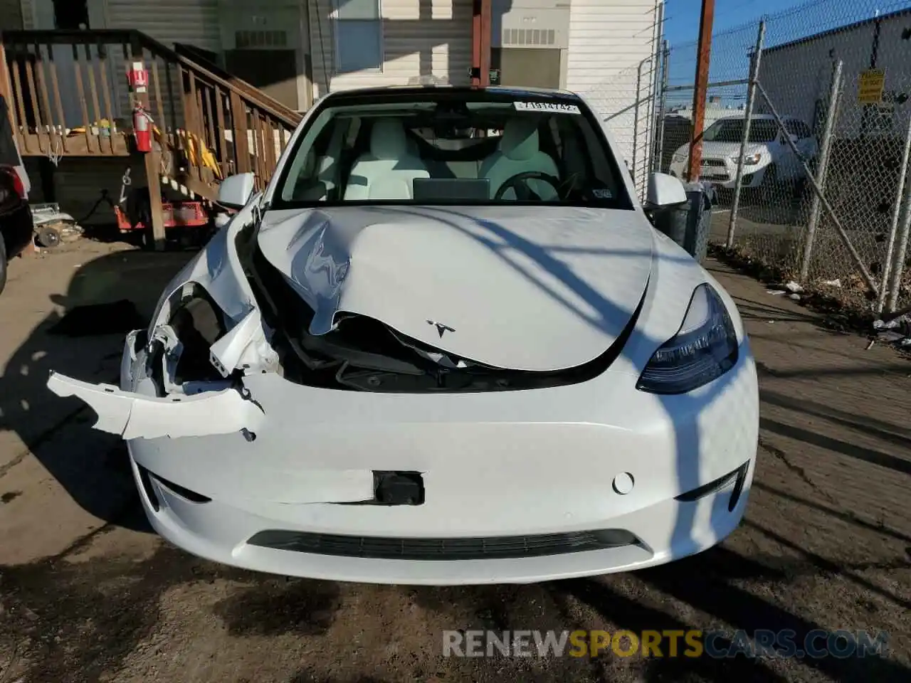 5 Photograph of a damaged car 5YJYGDEE3MF195433 TESLA MODEL Y 2021