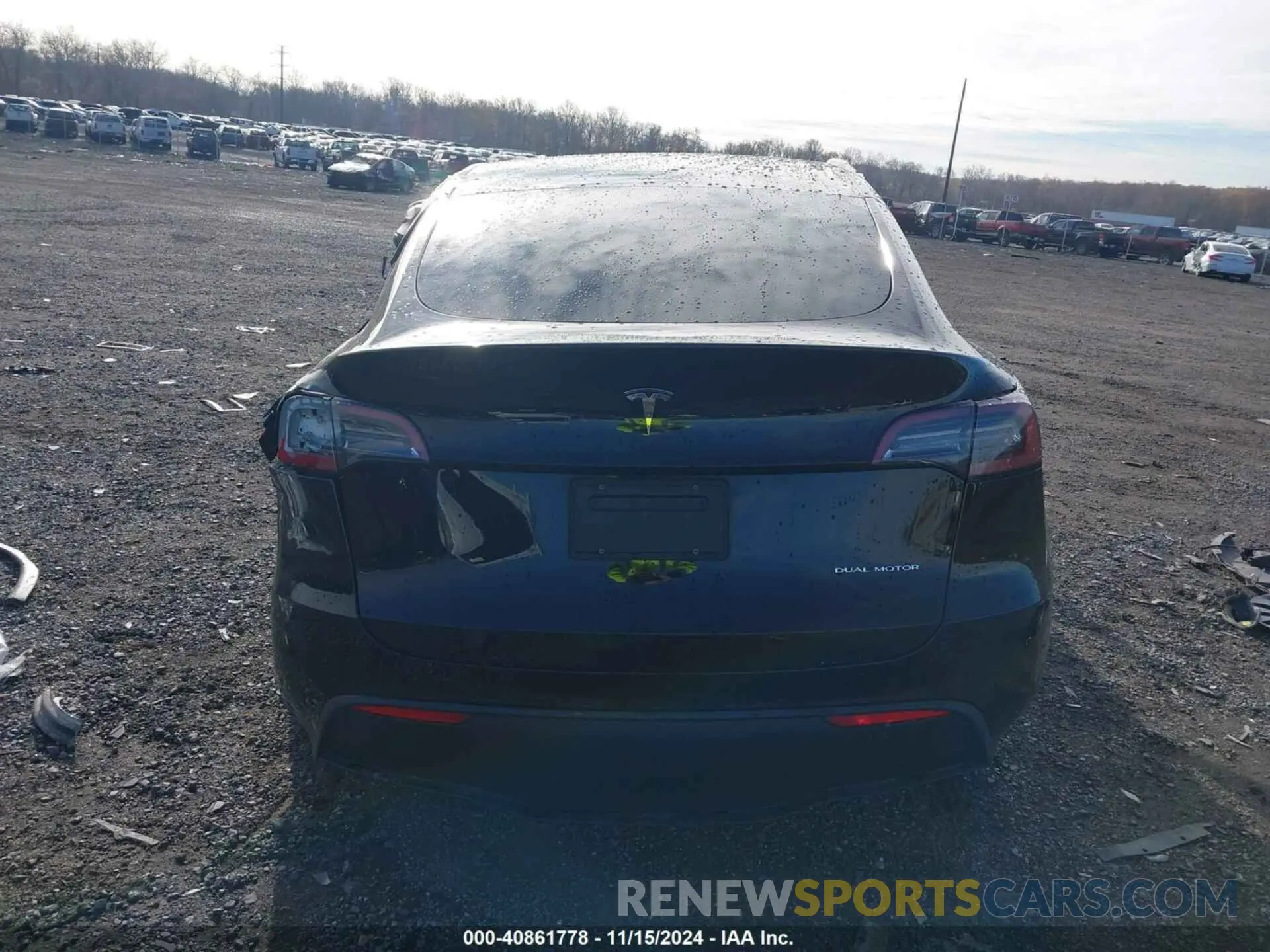 16 Photograph of a damaged car 5YJYGDEE3MF196128 TESLA MODEL Y 2021