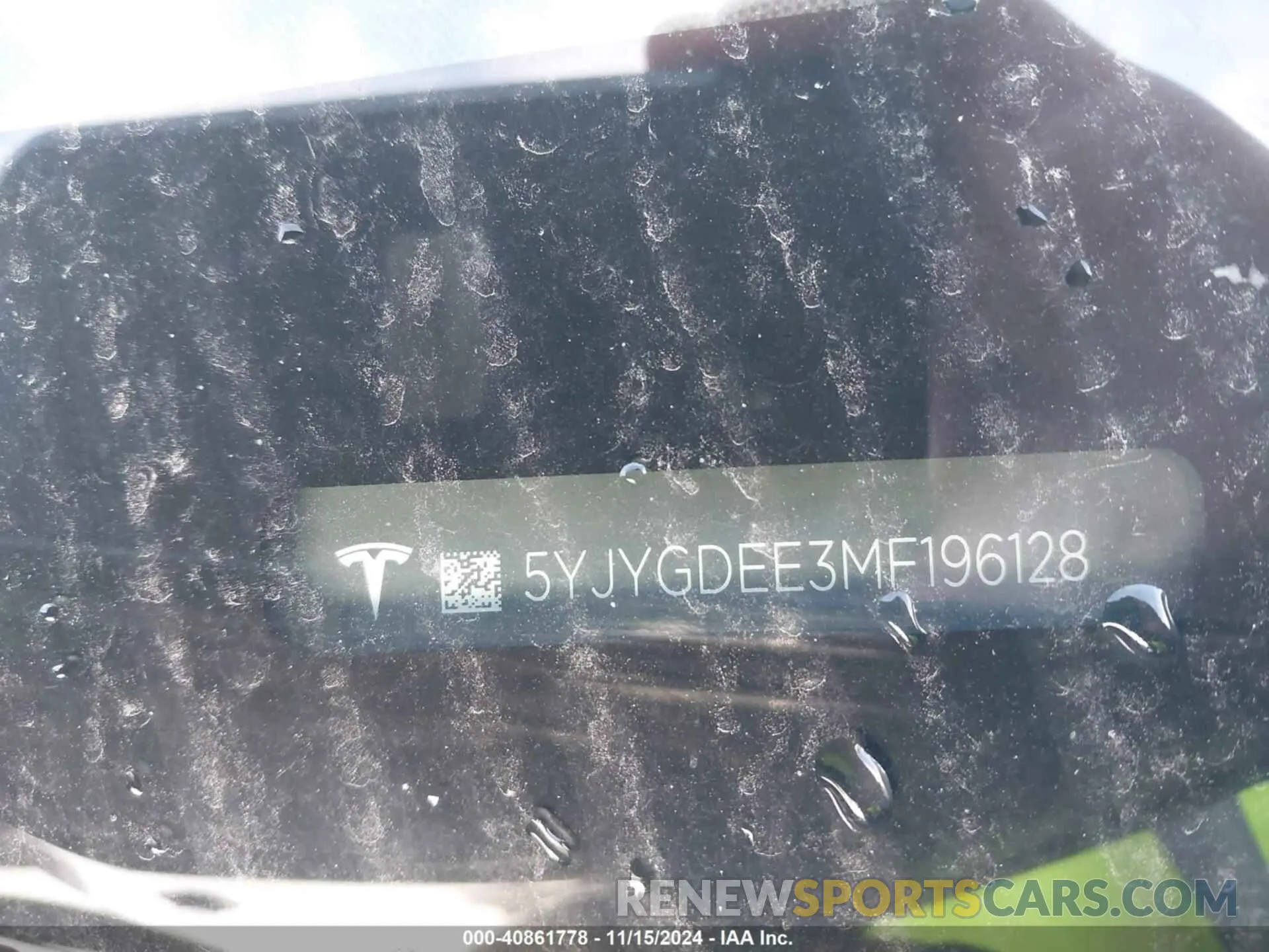 9 Photograph of a damaged car 5YJYGDEE3MF196128 TESLA MODEL Y 2021