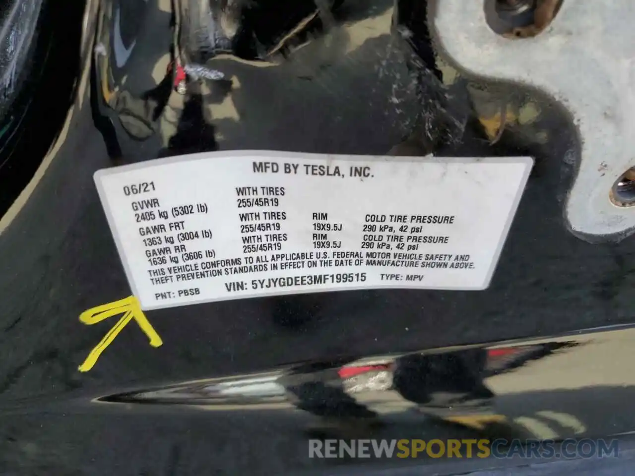 10 Photograph of a damaged car 5YJYGDEE3MF199515 TESLA MODEL Y 2021